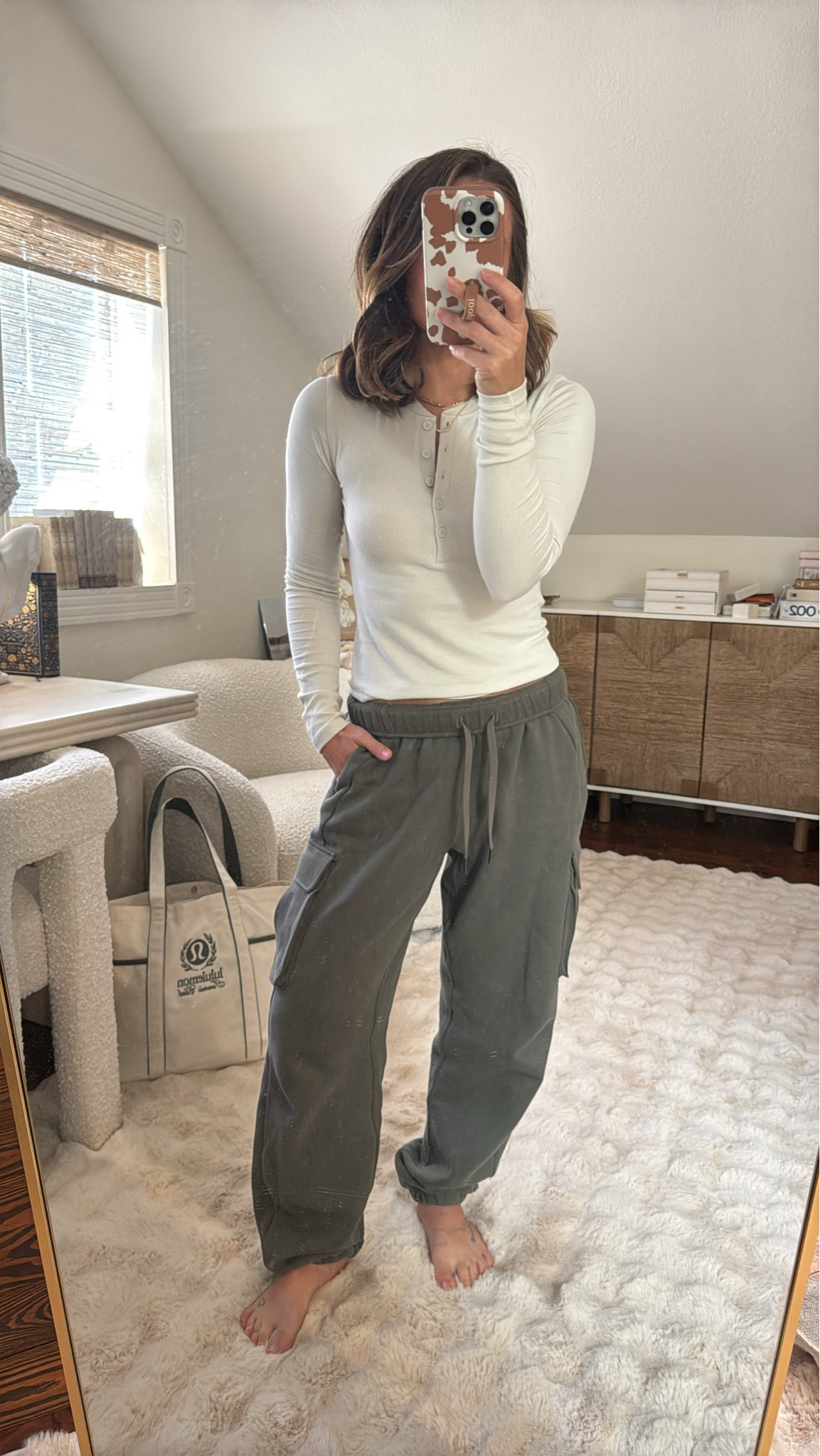 Sweatpants size xs
Long sleeve shirt size xs 
Comfy Lululemon finds 

#lululemon #comfy #laurabeverlin 

#LTKGiftGuide #LTKSaleAlert #LTKFindsUnder50