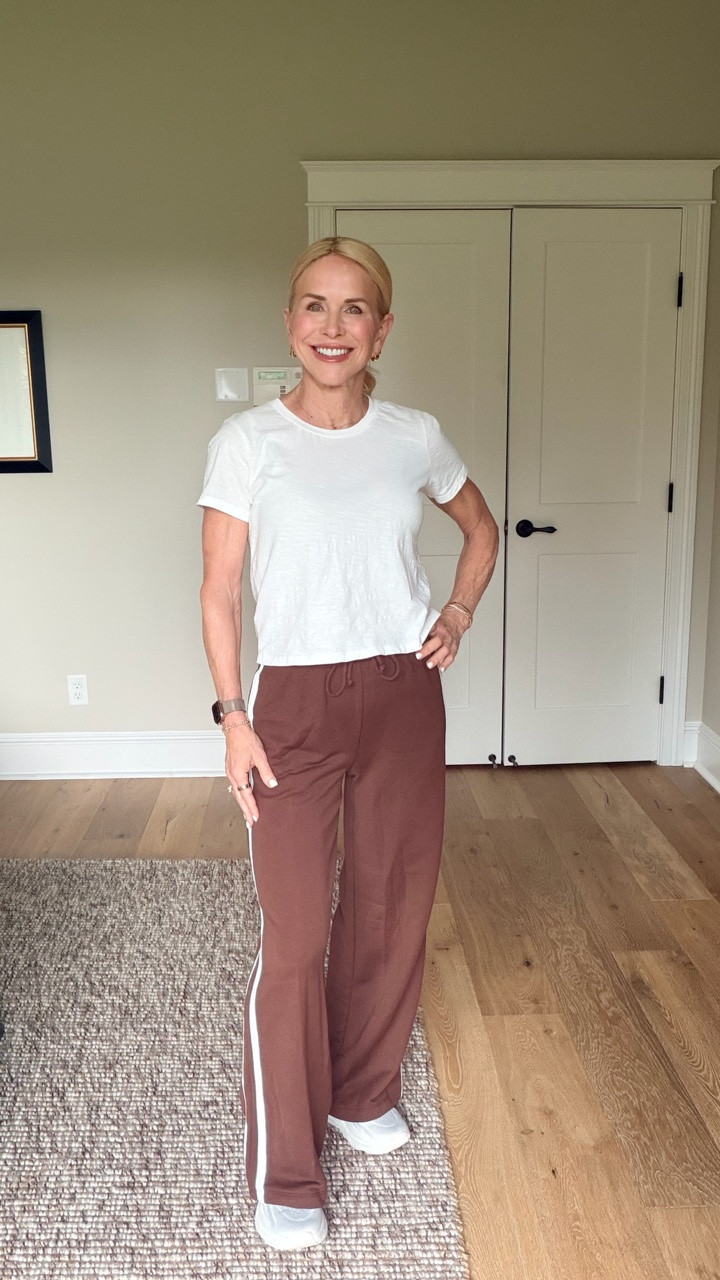 Track pant trend - and I’m loving the chocolate brown color 🤎🙌🏻

#LTKgrwm #LTKootd #LTKOver40