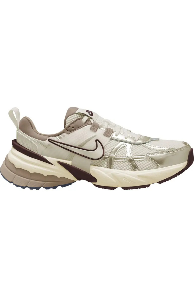 V2K Run Sneaker (Women) | Nordstrom