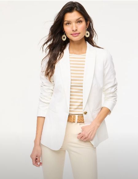 Linen Blend Blazer On Sale!

#LTKworkwear #LTKfindsunder50 #LTKsalealert