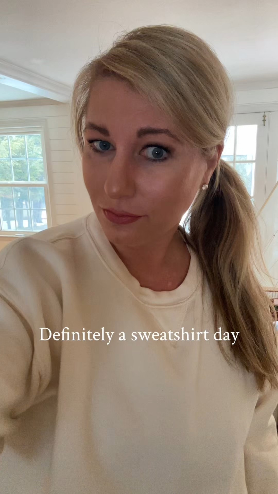 Cozy and making it feel like spring inside 

#LTKHome #LTKOver40 #LTKootd