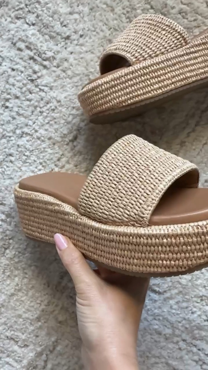 Platform sandals
Sandals 

#LTKSeasonal
