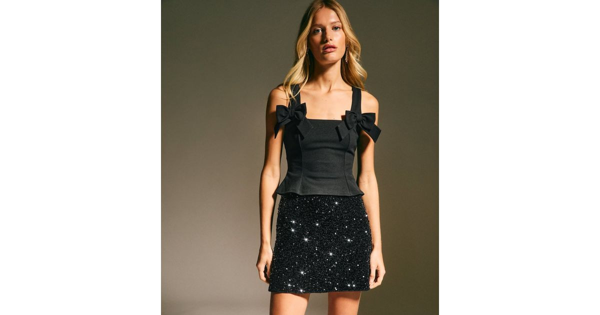 Black Velvet Sequin Embellished A-Line Mini Skirt | New Look | New Look (UK)