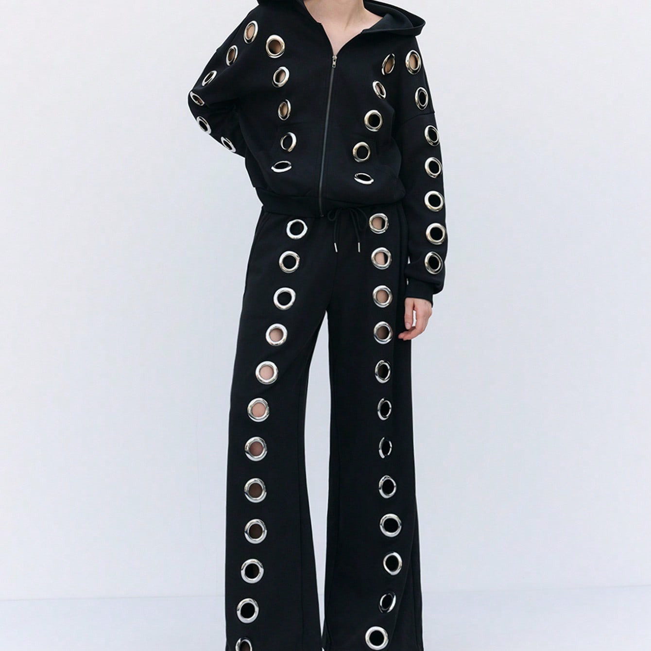 LYSMO 2025 New Arrive Fall Women Unisex Fashion Avant-Garde Grommet Design Black Hooded Sweatshirt, Cropped Jackets For Going Out Outfits, Back To School, Graduation, Streetwear, Grunge And Punk Chic, Y2K Clothes And Stockholm Style, Edgy Clothes Woman And Unique Clothes | SHEIN