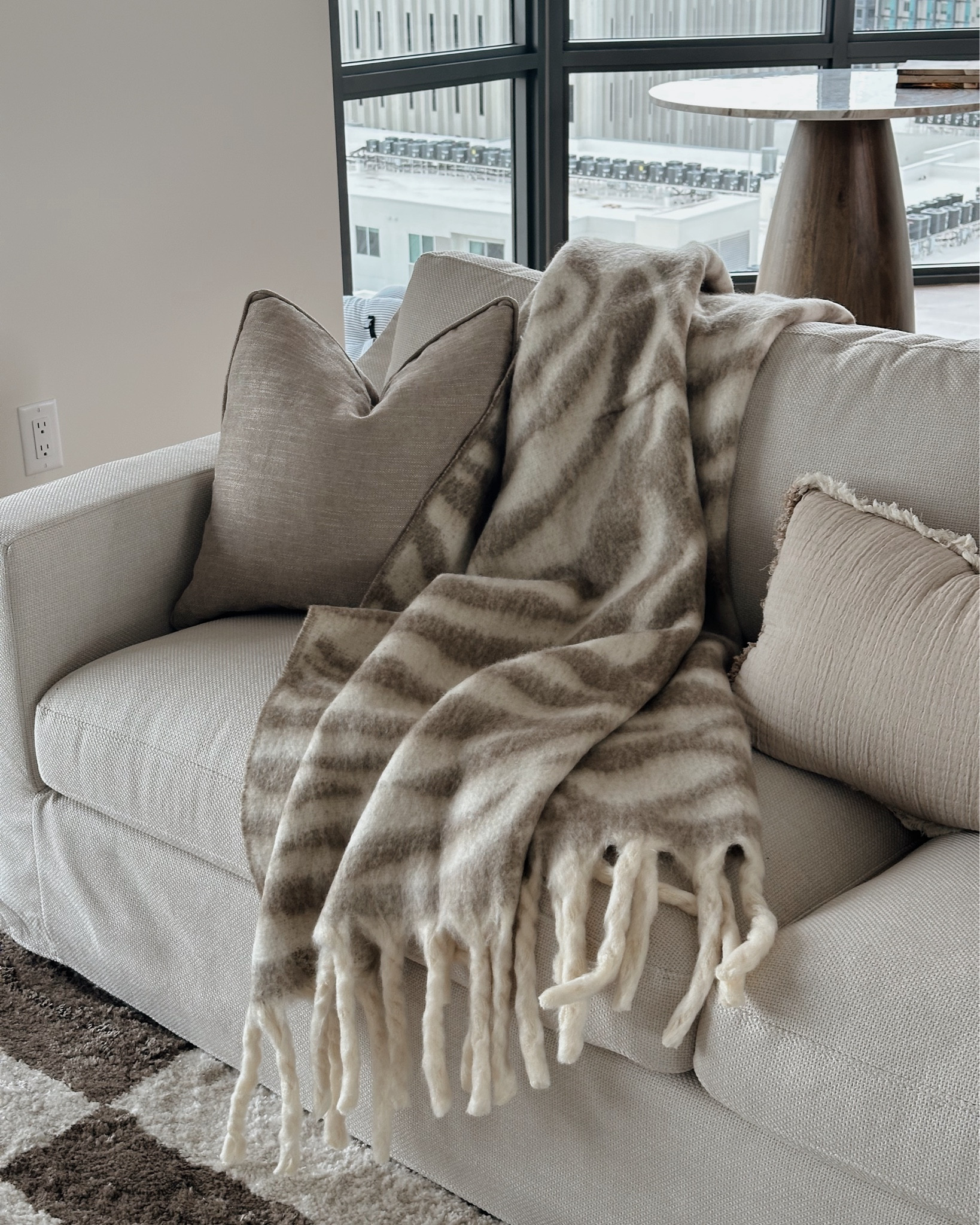 H&M home section was serving some amazing pieces, made of natural materials for an amazing price!

#LTKHome