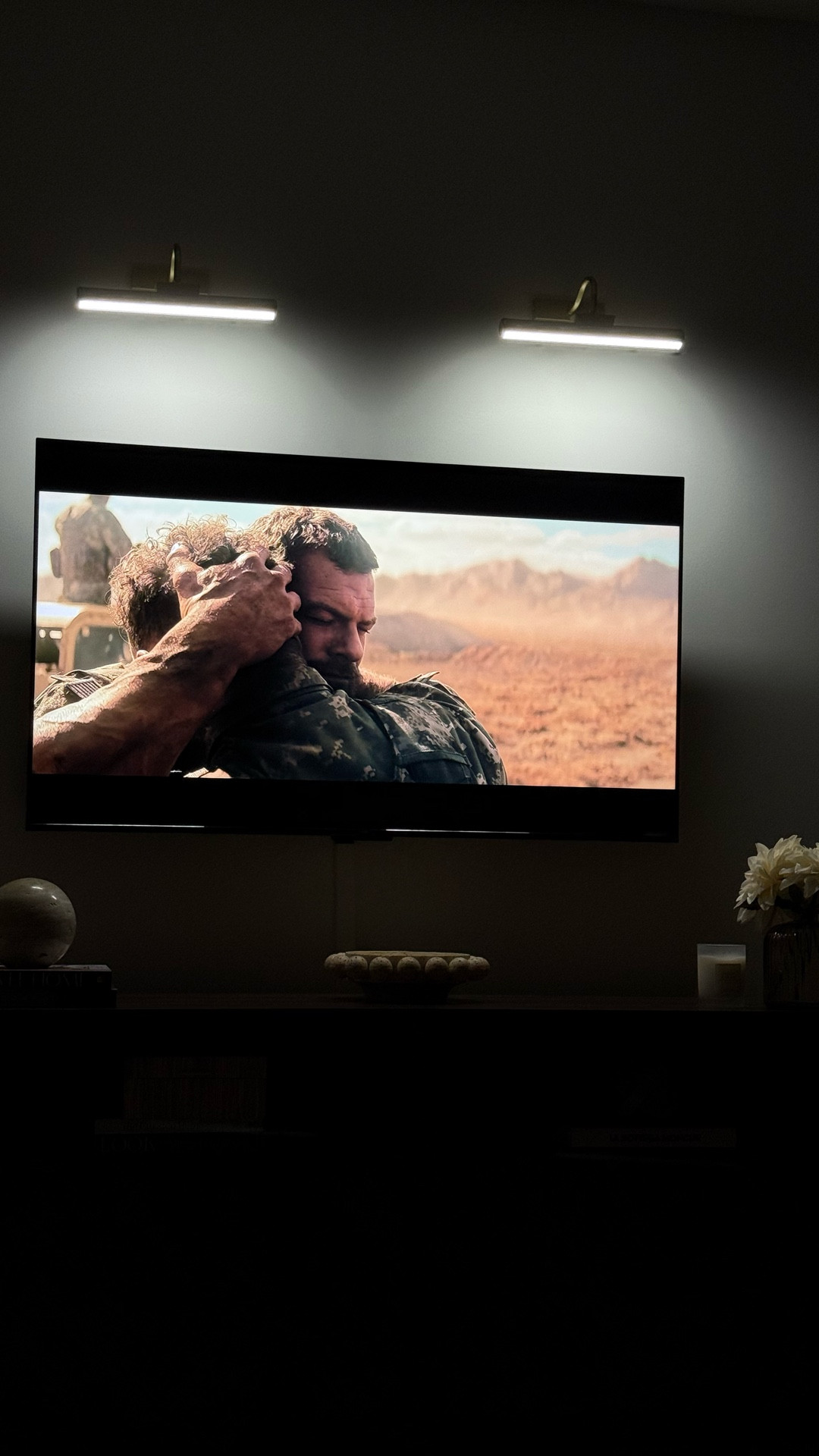 Cozy Casa🏡 living room + kitchen 


#LTKvlog #LTKHome #LTKSeasonal