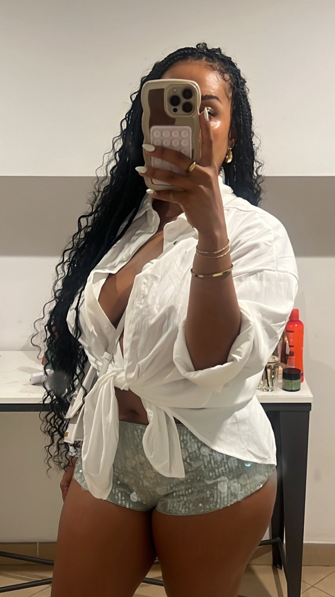 🤍🩶

#LTKFashionMonth #LTKtravel #LTKcurves