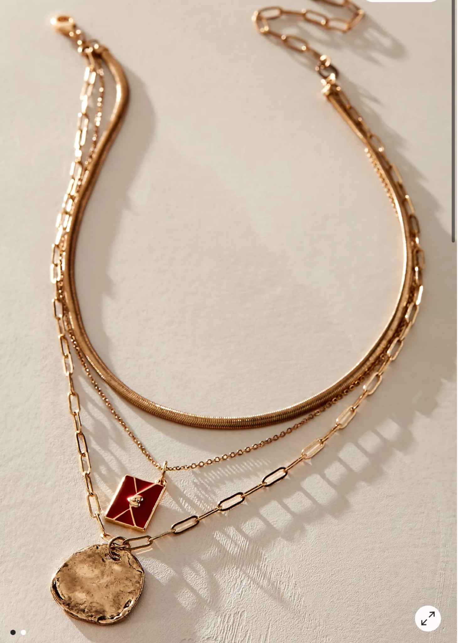 Oversized coin necklace 💗 

#LTKBeauty #LTKFindsUnder50 #LTKStyleTip