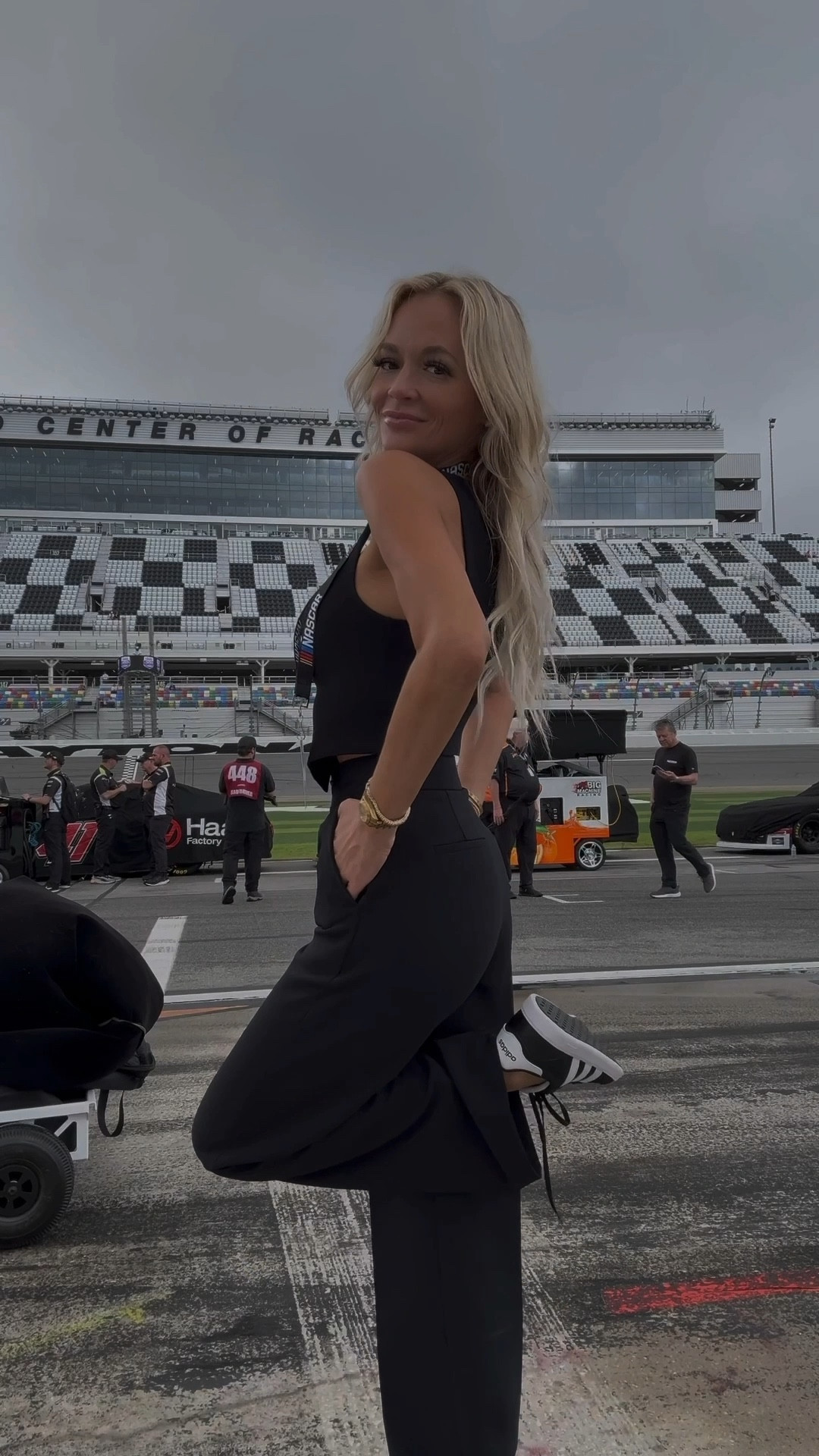 obsessed with this set ✨🖤