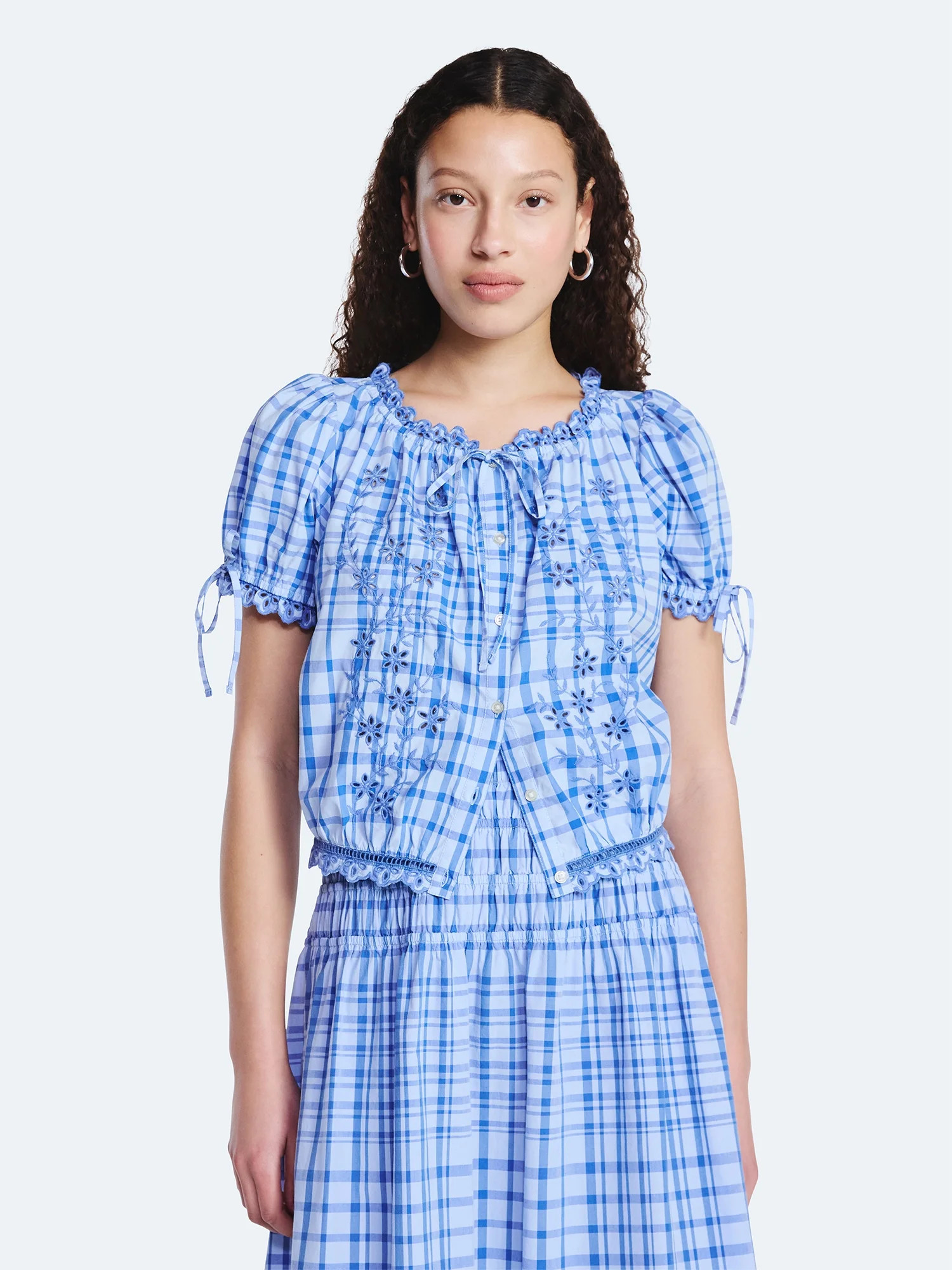 Free Assembly Women's and Women's Plus Embroidered Cropped Cotton Top with Short Sleeves, Sizes-X... | Walmart (US)