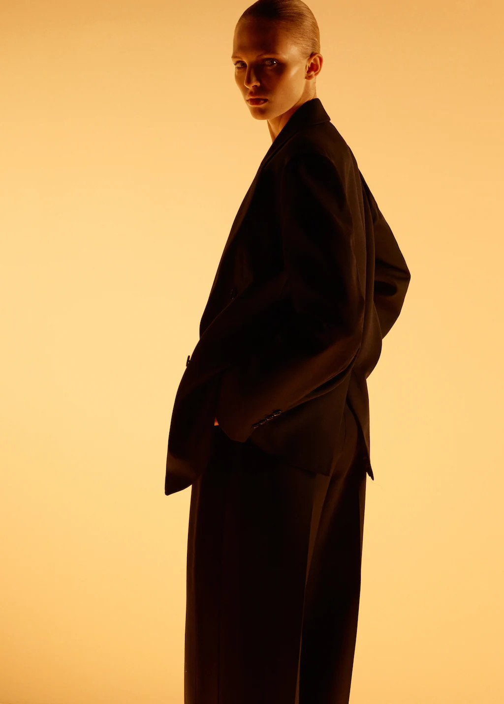 Anzughose aus Wollgemisch - Damen | MANGO Österreich | Mango EU