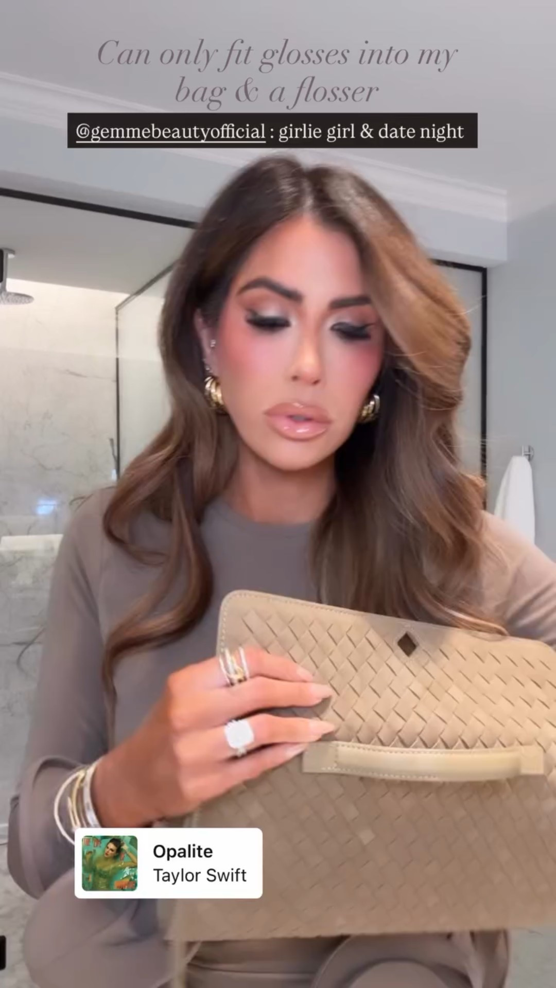 Lipliner: anywhere caffeine
Lipstick: KKW
2nd liner: warm brown
Gloss: GEMME Beauty shades “Girlie Girl” & “Date Night” 

Date night, Dinner date night, Dinner outfit, Date night outfit, Fall outfits, Boots, Fall family photos, Birthday outfit, Emily Ann Gemma

#LTKStyleTip #LTKShoeCrush #LTKItBag