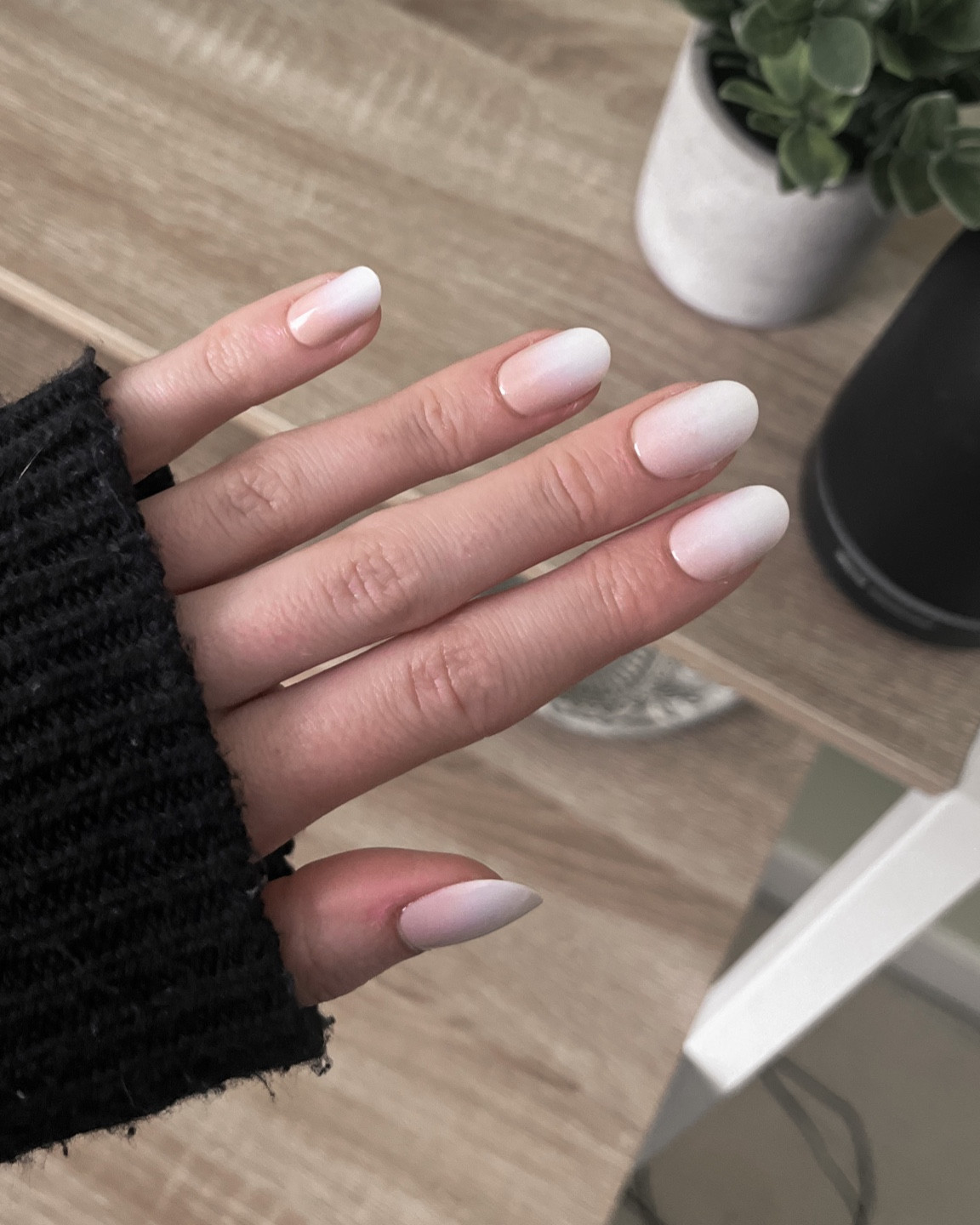 Obsessed with my new reusable press on nails from glamnetic. ✨

#LTKGiftGuide #LTKbeauty #LTKstyletip