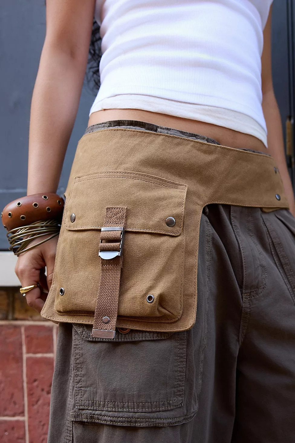 BDG Utility Canvas Belt Bag | Urban Outfitters UK