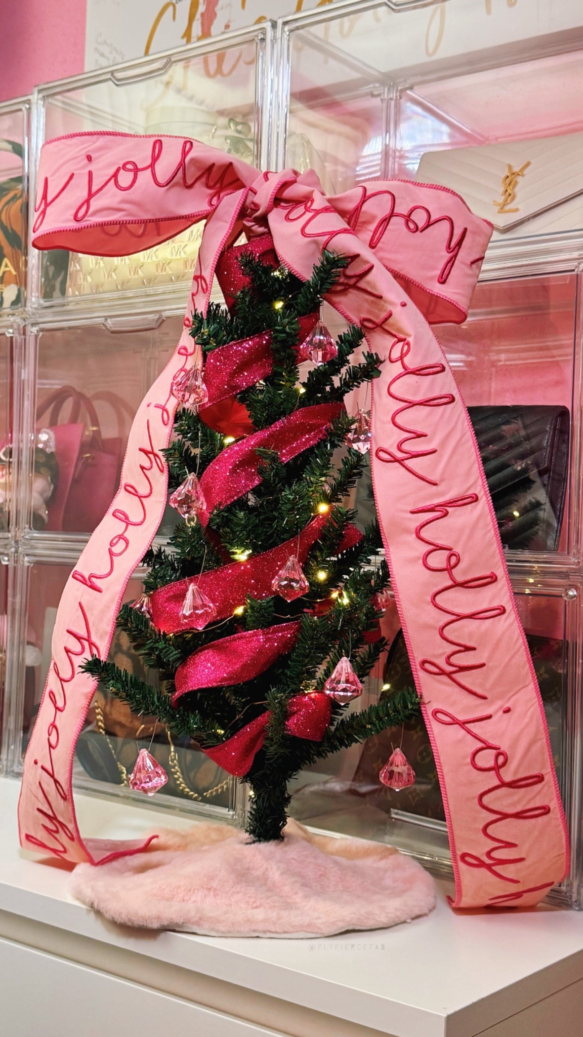 It’s tiiiiiime! 🎄✨ I’m starting to get in the holiday spirit, so I set up my mini christmas tree today on my dresser.

This year I went for a traditional green tree, but of course I stuck with pink holiday decorations. I loveeee the mini pink diamond ornaments I got for $3! 😍💎💖

Have you started putting up your Christmas decor? 

#LTKSeasonal #LTKHoliday