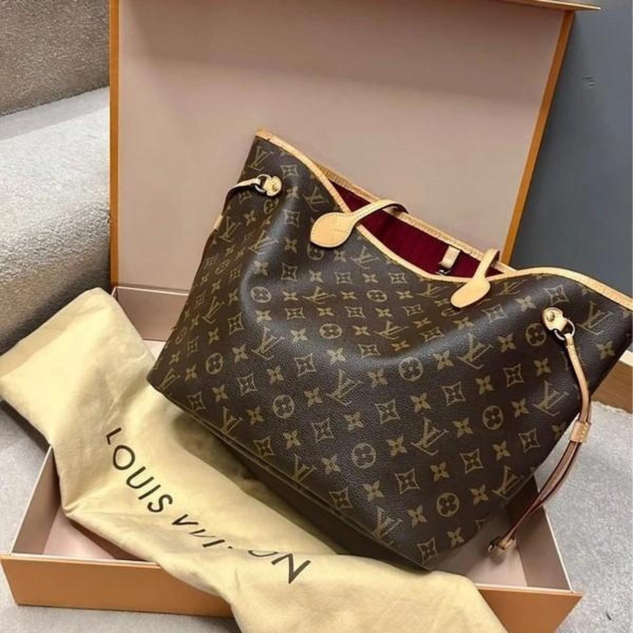 Louis Vuitton Women's Bag - Brown | Depop US