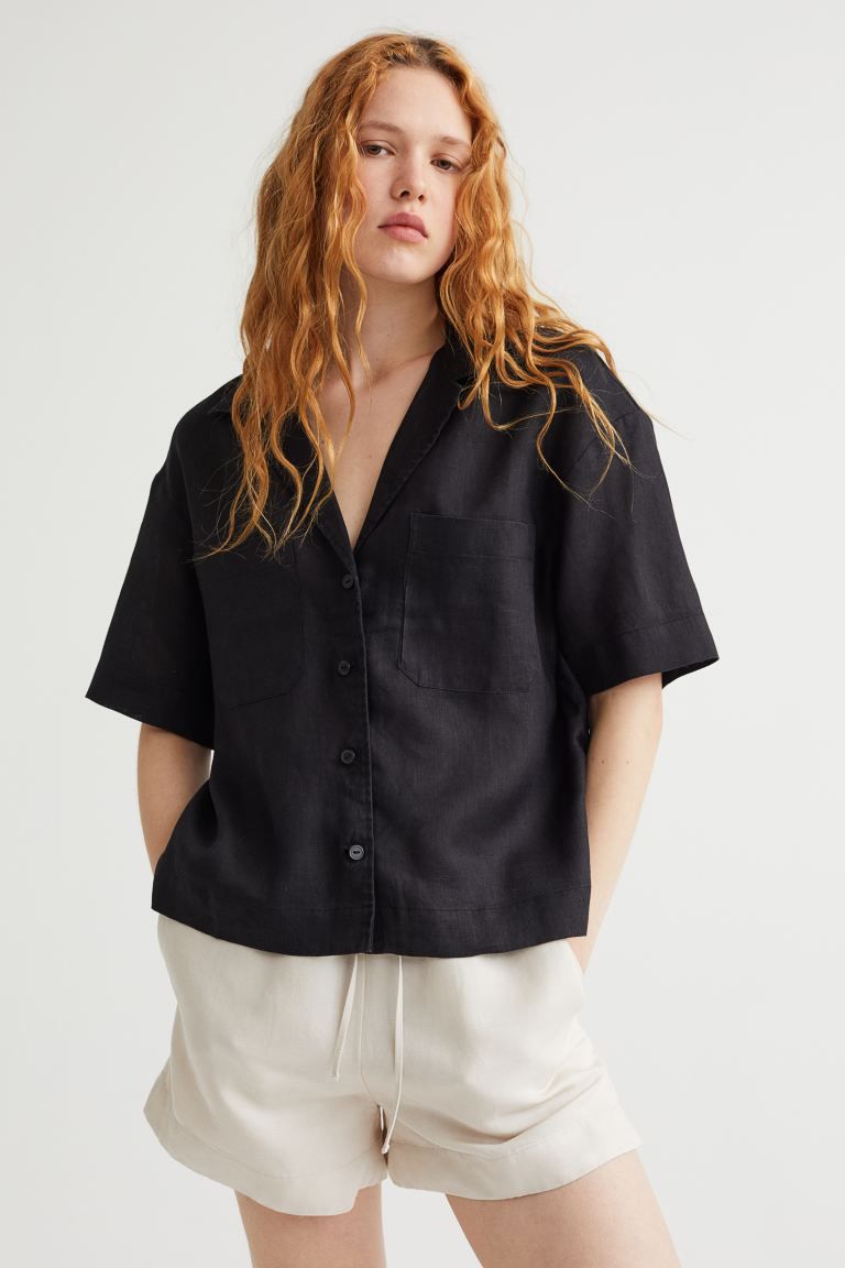 Relaxed-fit shirt in linen. Resort collar, buttons at front, and yoke at back. Heavily dropped sh... | H&M (US + CA)