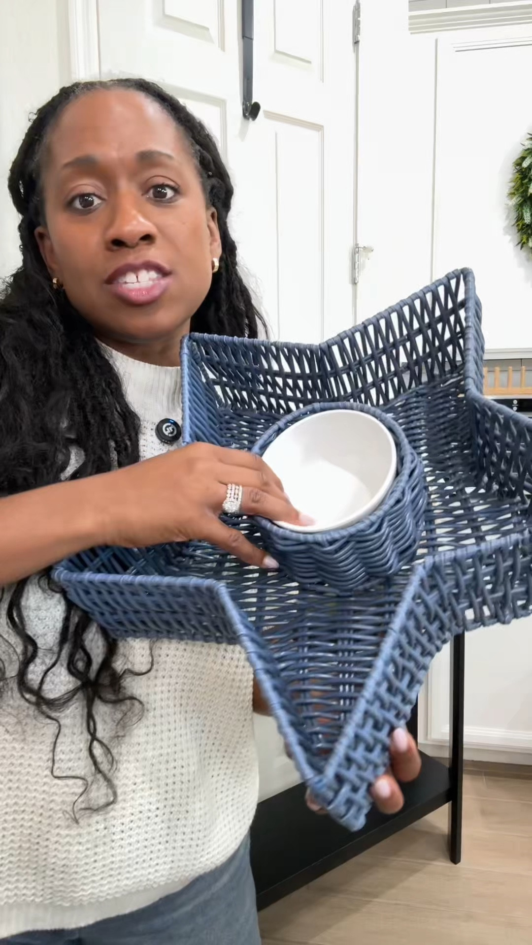 Chip and dip serving platter ⭐ 

Stylish star-shaped tray perfect for parties and gatherings. @QVC 

#LTKHome #LTKfoodie #LTKSaleAlert