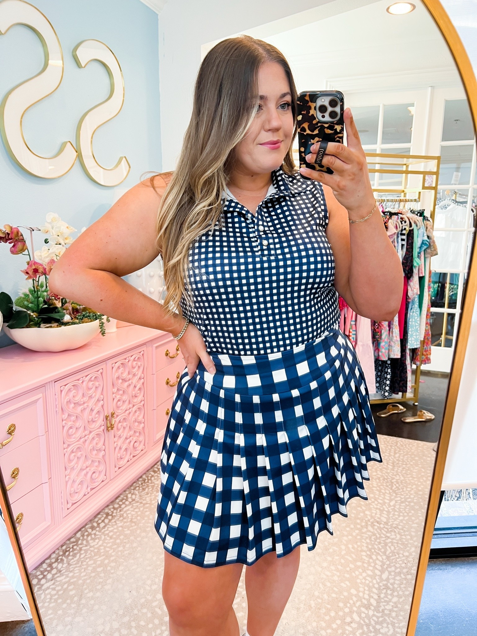 This preppy gingham pickleball set is back in stock in a couple sizes! It would be SO cute for the 4th of July and is available for local pickup in Dallas. Wearing an XXL.