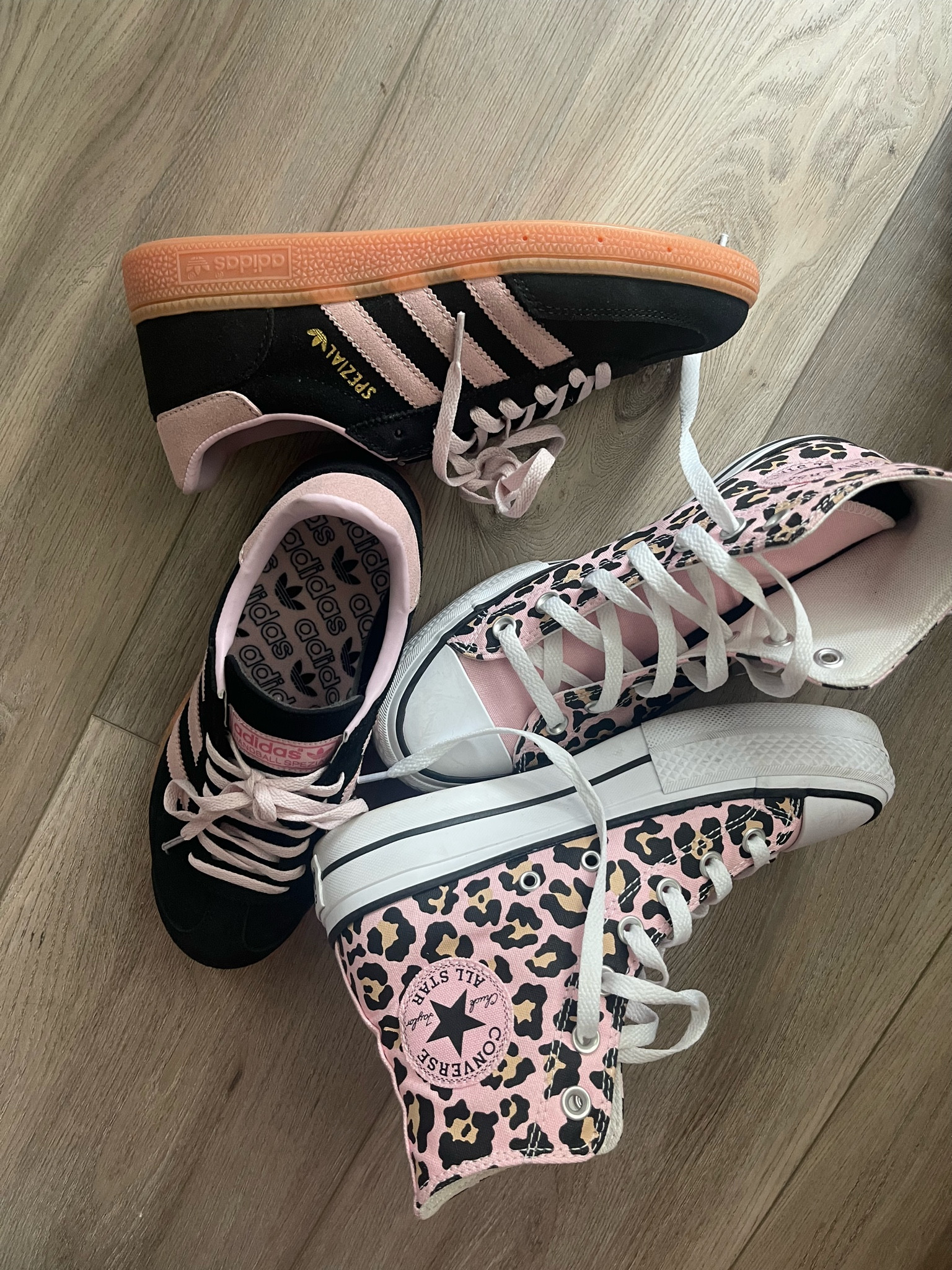 Favs atm!!!

#LTKfindsunder50 #LTKfindsunder100 #LTKshoecrush