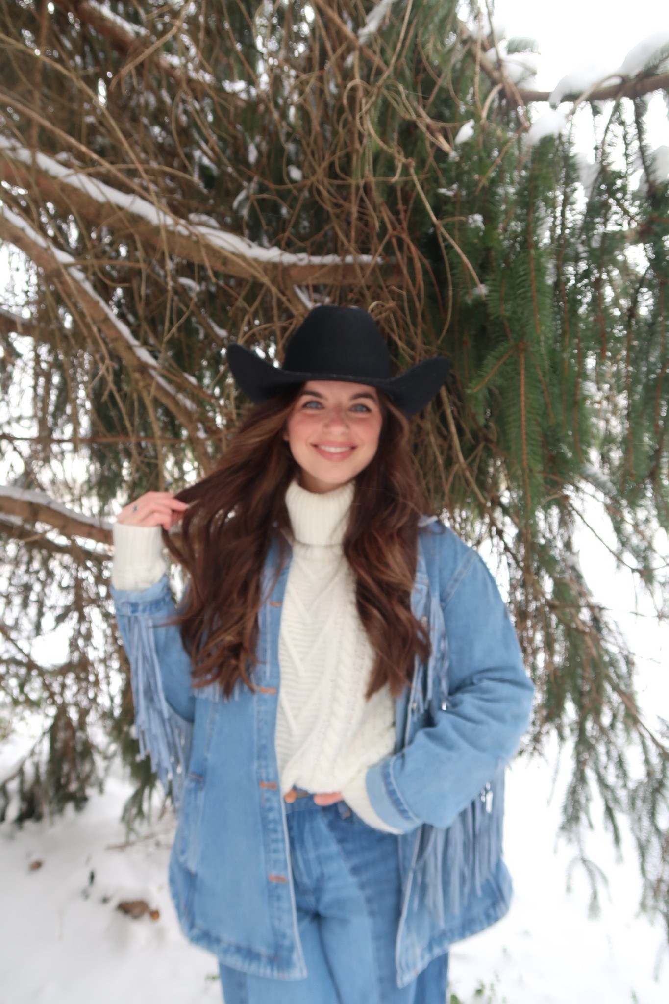 Snow day on the farm :) wait for the ruby pics 😍😍 wrangler jeans on sale for 25% off

#LTKgrwm #LTKdayinmylife #LTKWorkwear