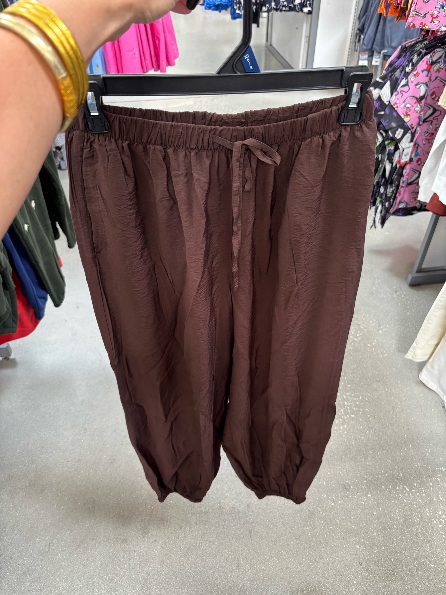 The comfiest balloon style pull on pants for fall! Lightweight & easy to style 🤎🍁

TTS

#LTKootd #LTKgrwm #LTKmomlife