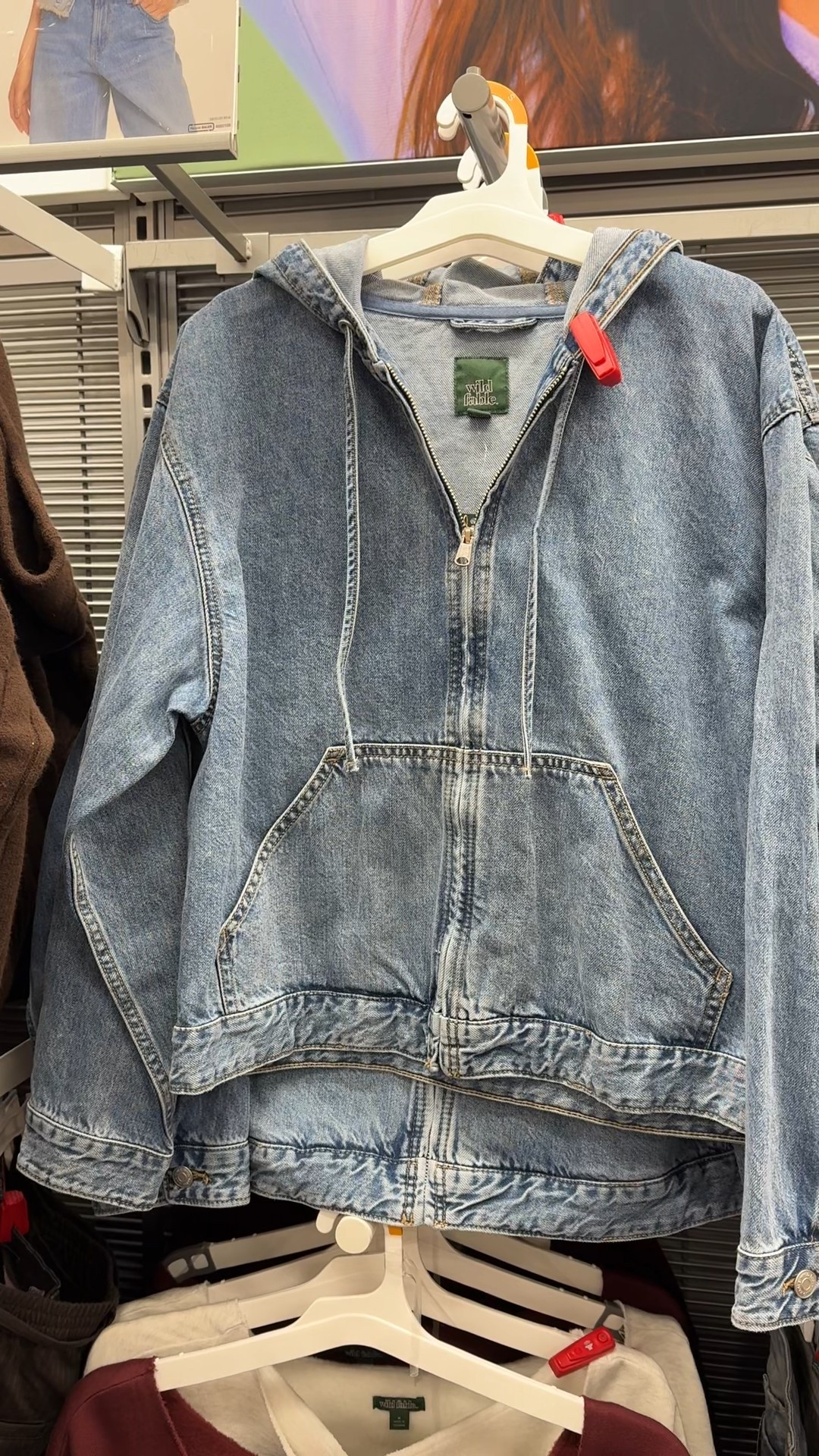 Loving these new hooded denim zip ups 

#LTKFindsUnder50 #LTKPlusSize #LTKMidsize