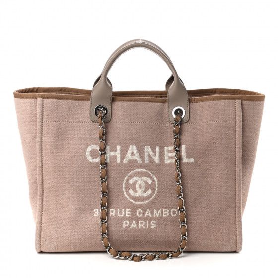 CHANEL

Canvas Medium Deauville Tote Ecru | Fashionphile