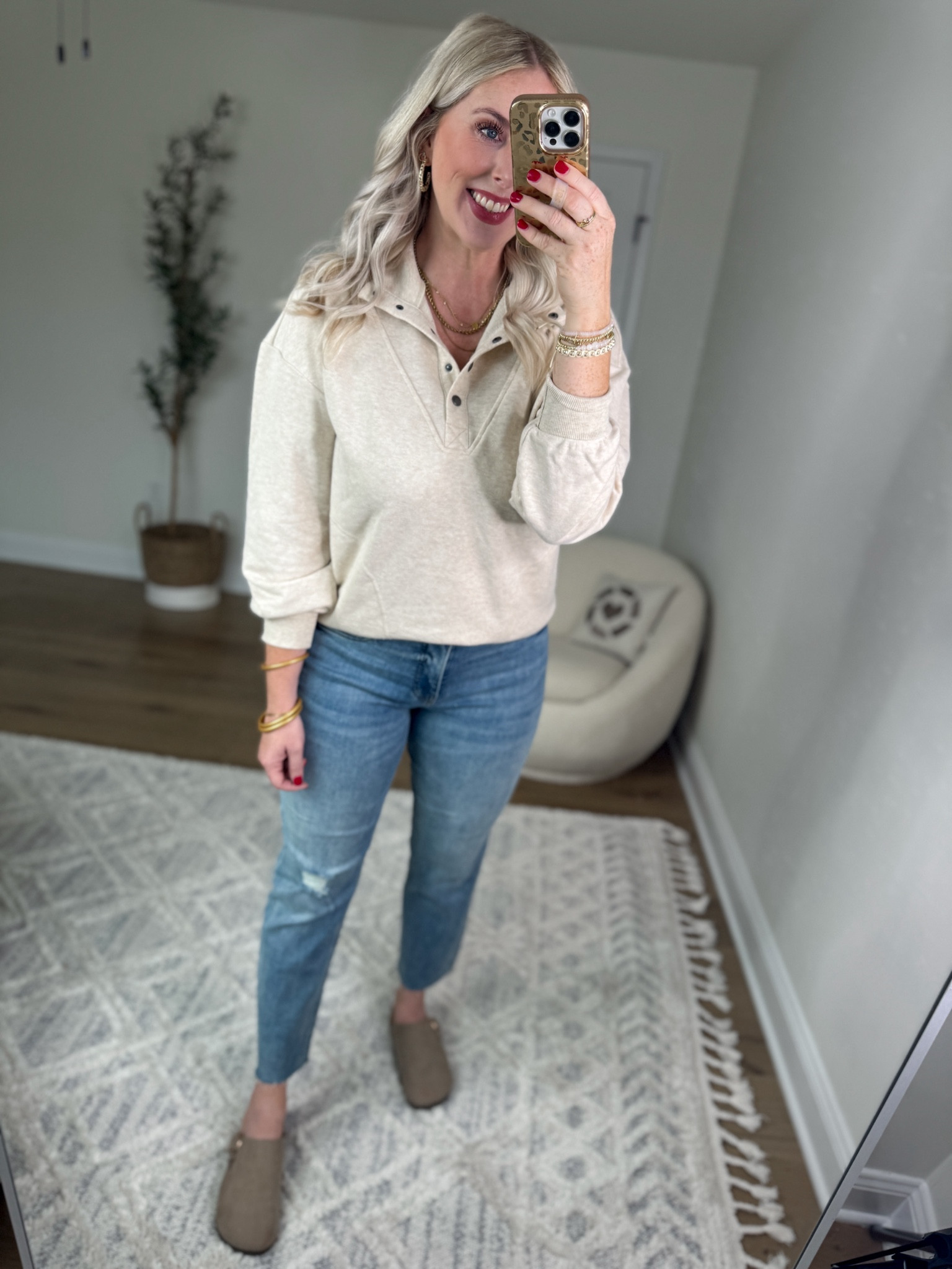 Weekend Walmart Wins try on 
Pullover- medium 
Gold buckle clogs- tts 

#walmartpartner #walmartfashion @walmartfashion

#LTKStyleTip #LTKFindsUnder50 #LTKBacktoSchool
