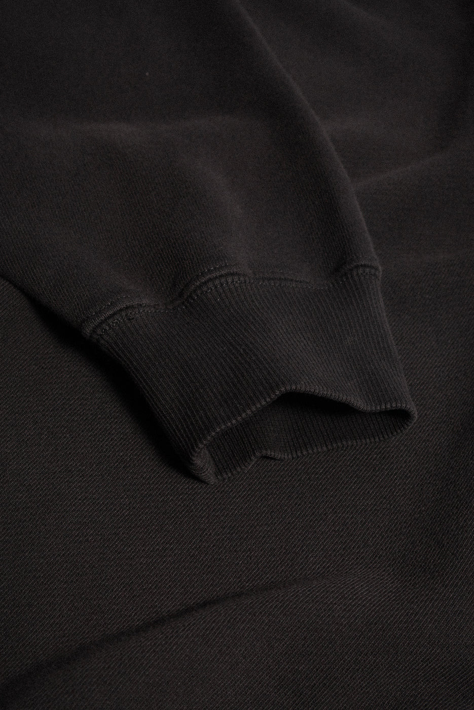 OVERSIZED CORE CREWNECK | Elwood Clothing