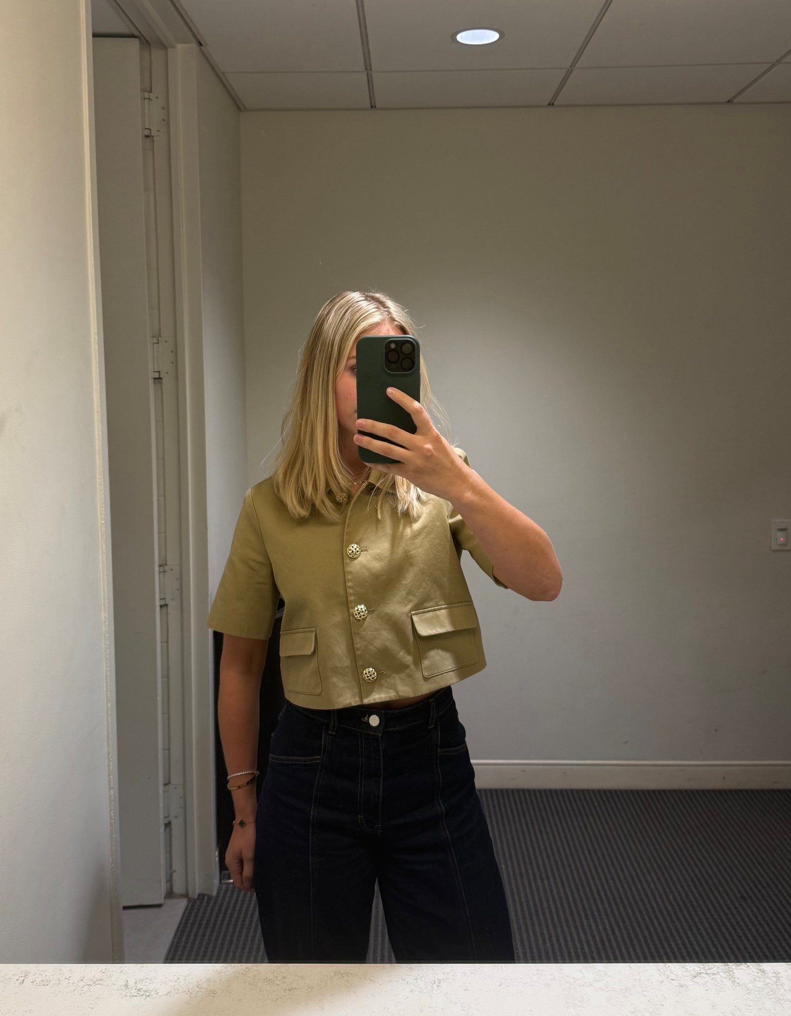 🖤


Spring style
Spring outfit
Fall outfit
Fall style
Girls day
Lunch outfit
Cute casual outfit
Casual outfit
Errand outfit
Sunglasses
Baum und Pferdgarten Nara Seam Detail Jeans
Commute
Morning commute
Baum und Pferdgarten jeans
Rent the runway
Barrel jeans
Straight leg jeans
High waisted jeans
Dark wash jeans
Dark jeans
Cool jeans
Fun jeans
Statement jeans
Fun pants
Cool pants
Adam Lippes x RTR Short Sleeve Twill Jacket
Twill top
Tan top
Tan shirt
Cool top
Chic top
Fun top
Everyday top
Rent the runway
Spring top
Summer top
Work top

#LTKootd #LTKWorkwear