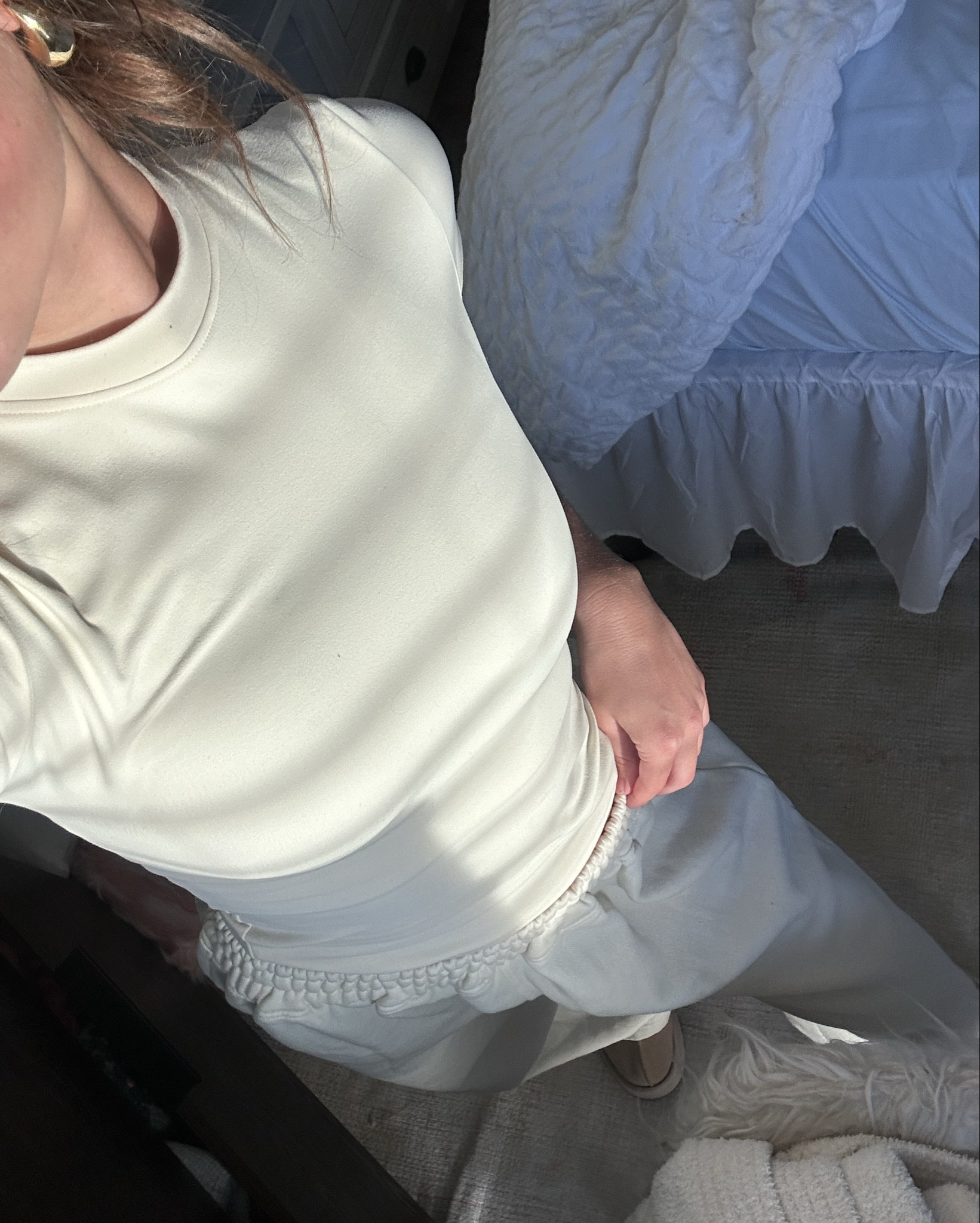 My new fav ootd! I want to wear it everyday…literally. The top is so buttery soft and a perfect skims dupe! 💛

#LTKfindsunder50 #LTKU #LTKsalealert