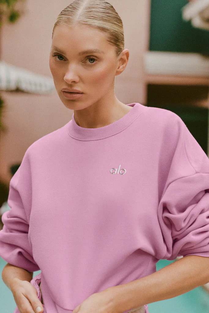 Cropped Accolade Crewneck | Alo Yoga (US)