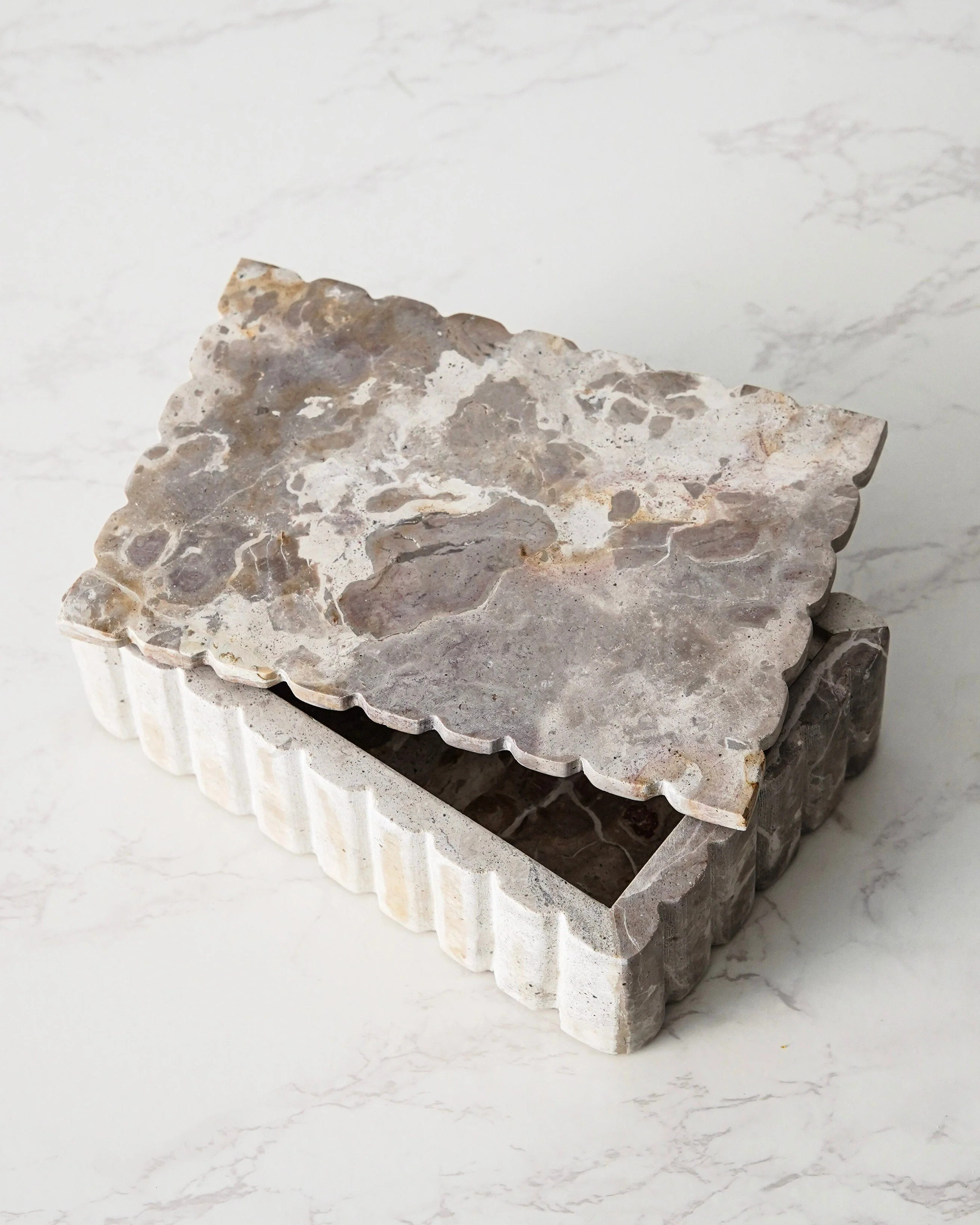 Scalloped Marble Box | MJHome