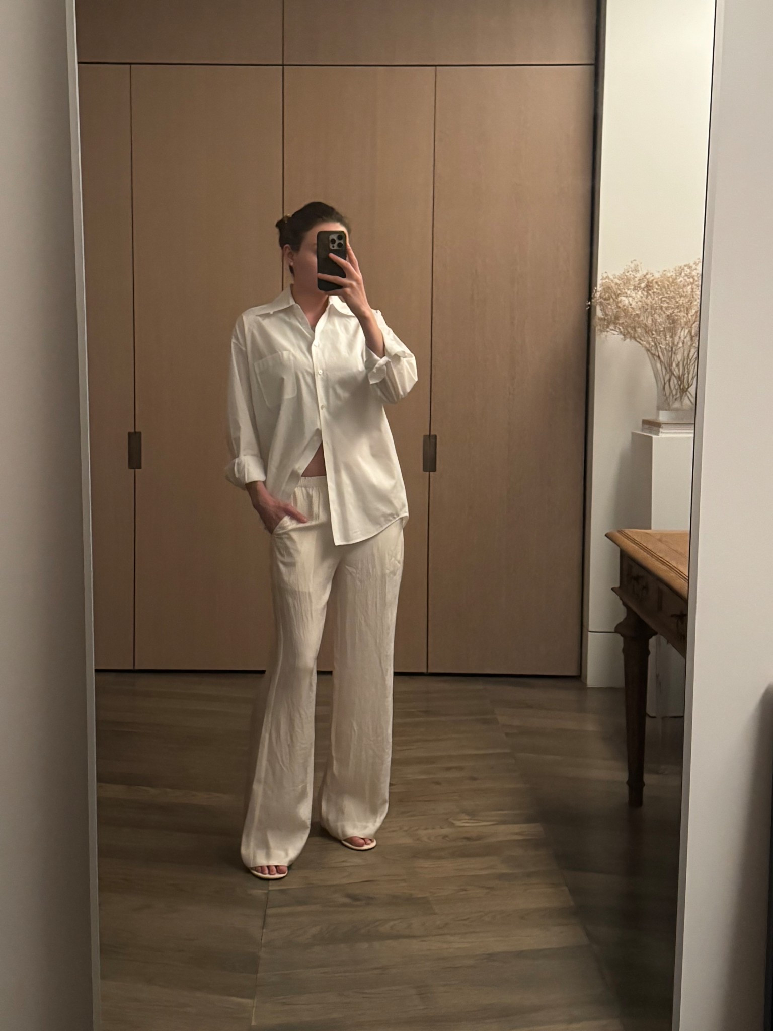 My third pair of these pants - navy is my personal favorite 

Size down (I’m in XS regular length)

#LTKFindsUnder100 #LTKStyleTip #LTKShoeCrush