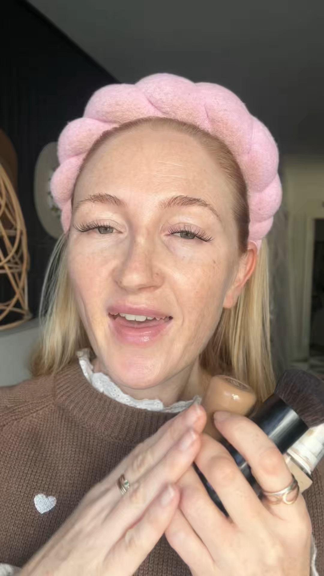 daily makeup routine for 2026 with a side of girl talk 🎀📞💄

let’s chat christmas plague, decor emotions and entering 2026 🎉 who else can relate?! let us know how your break was below ⬇️

GRWM makeup, GRWM, daily makeup diaries, girl time, makeup time, get ready with me makeup, makeup time, daily makeup essentials, girl talk, makeup essentials, daily routine, morning routine, makeup routine, realistic makeup, realistic makeup routine, morning rituals