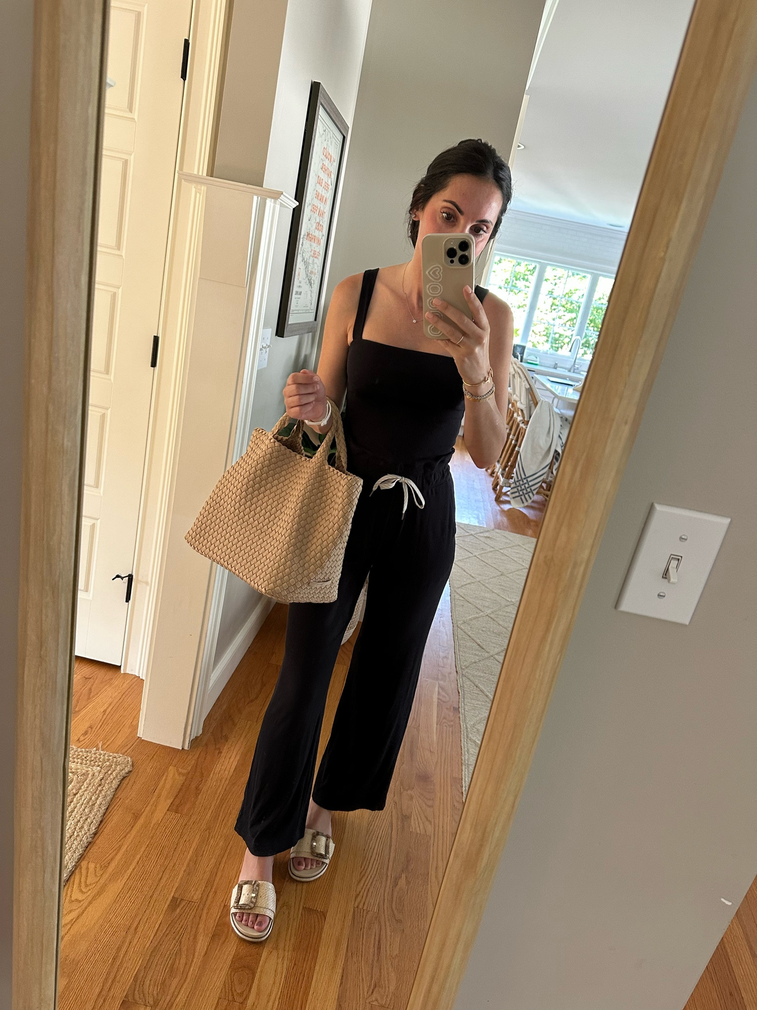 Xs in bodysuit
Bag- color is camel 
#naghedi 

#LTKtravel #LTKitbag #LTKsalealert