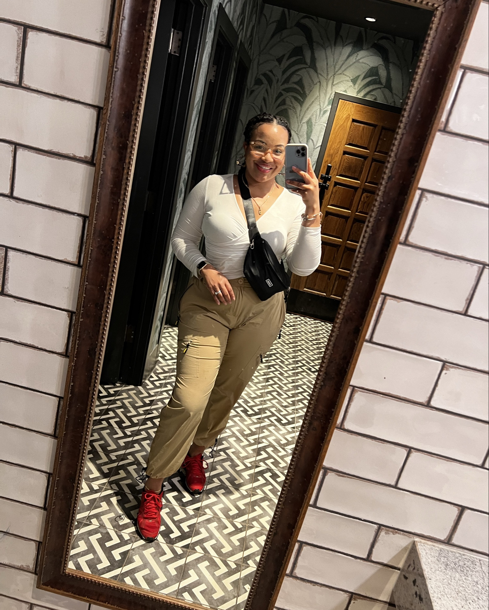 Casual outfit, cargo pants, midsize fashion, curvy fashion

#LTKMidsize #LTKStyleTip #LTKVideo