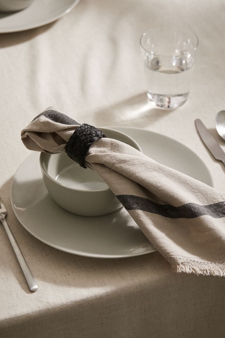 Lot de 2 serviettes de table frangées | H&M (FR & ES & IT)
