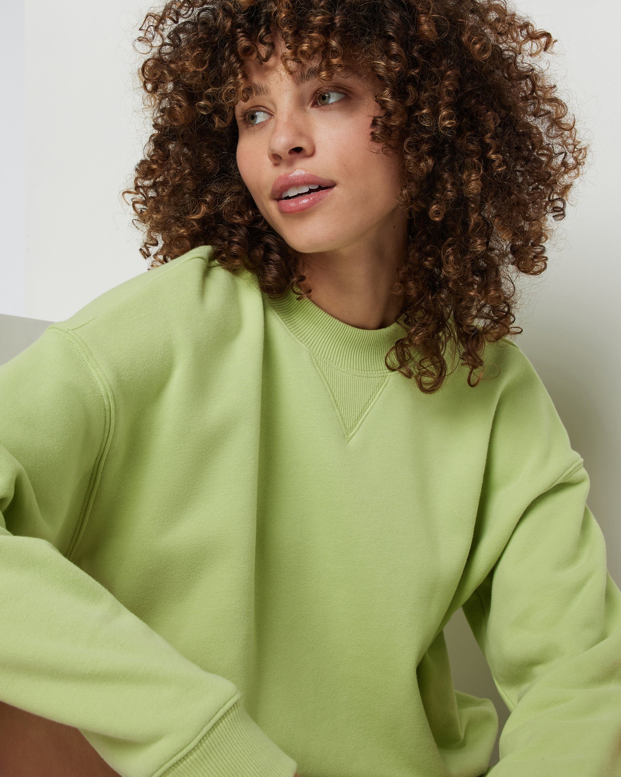 Sedona Crew | Women's Aspen Oversized Crewneck | Vuori | Vuori Clothing (US & Canada)