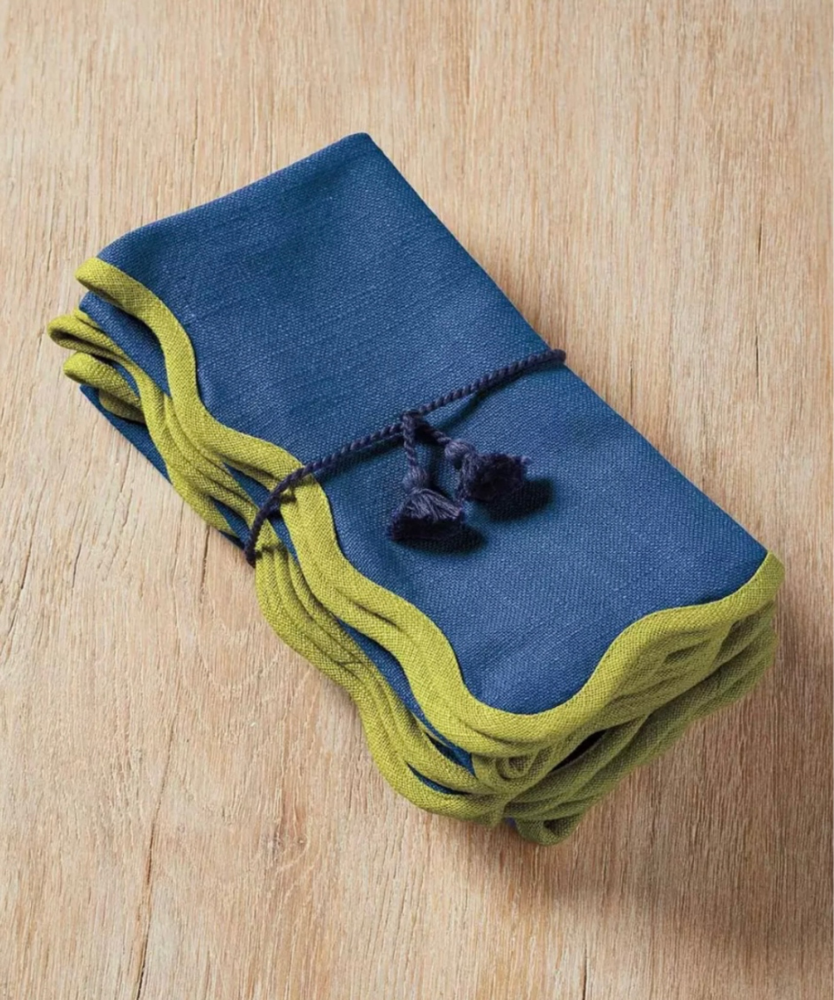 Absolutely obsessed with these wavy napkins from Serena and Lily! 🌊💖 Not only do they add a touch of elegance to any table setting, but they make for a fantastic housewarming, hostess, or holiday gift. 🎁 And the best part? They're on sale for an incredible price! 🤑 Don't miss out on this stylish steal – perfect for adding a little extra flair to your dining experience or gifting to someone special. #SerenaAndLily #NapkinLove #GiftIdeas

#LTKGiftGuide #LTKhome #LTKHolidaySale