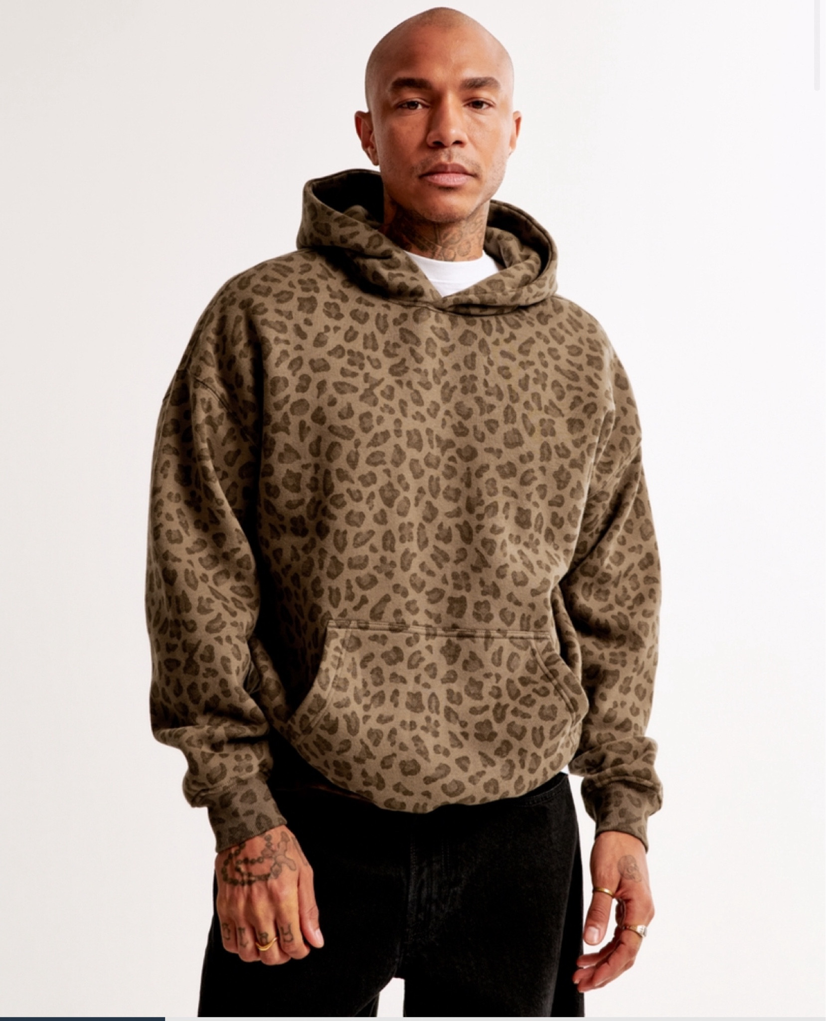 RUN! This trending and comfortable sweatshirt is constantly selling out - AND IT IS CURRENTLY ON SALE! 

Abercrombie 
Abercrombie and Fitch
Leopard 
Leopard hoodie
Oversized hoodie 
Trending 
Teen gift guide 
Gift guide
Gifts for teens 
Girl gift guide 
Gifts for her 
Black Friday 

Follow my shop @_jennaniicole on the @shop.LTK app to shop this post and get my exclusive app-only content!

#liketkit #LTKSaleAlert #LTKCyberWeek #LTKGiftGuide
@shop.ltk
https://liketk.it/4YoF4