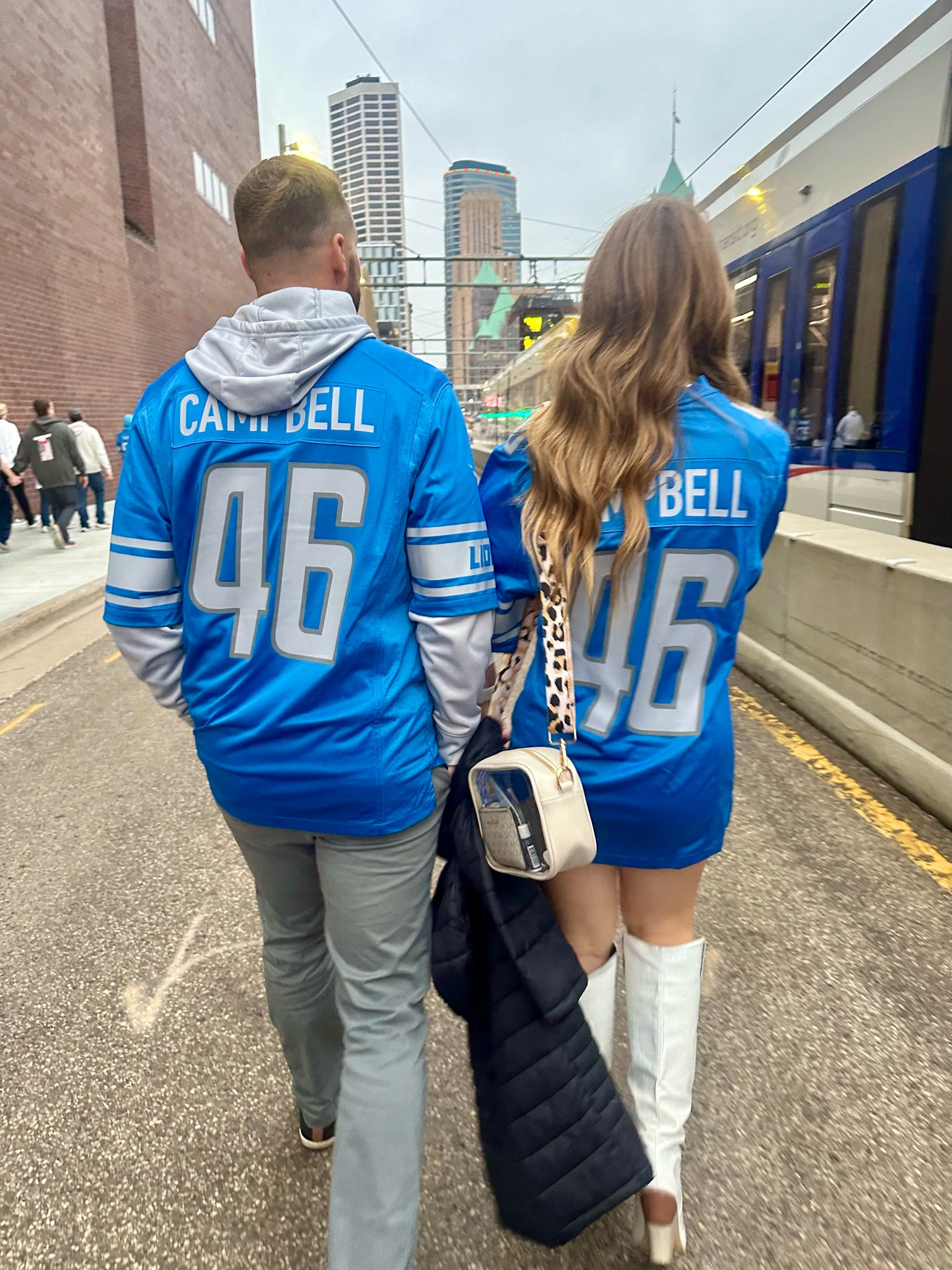 Detroit Lions gameday outfit. 
Jersey : small (would go up a size for length)
Boots : size 8 (tts)
Purse : Amazon 


#LTKstyletip #LTKitbag #LTKshoecrush