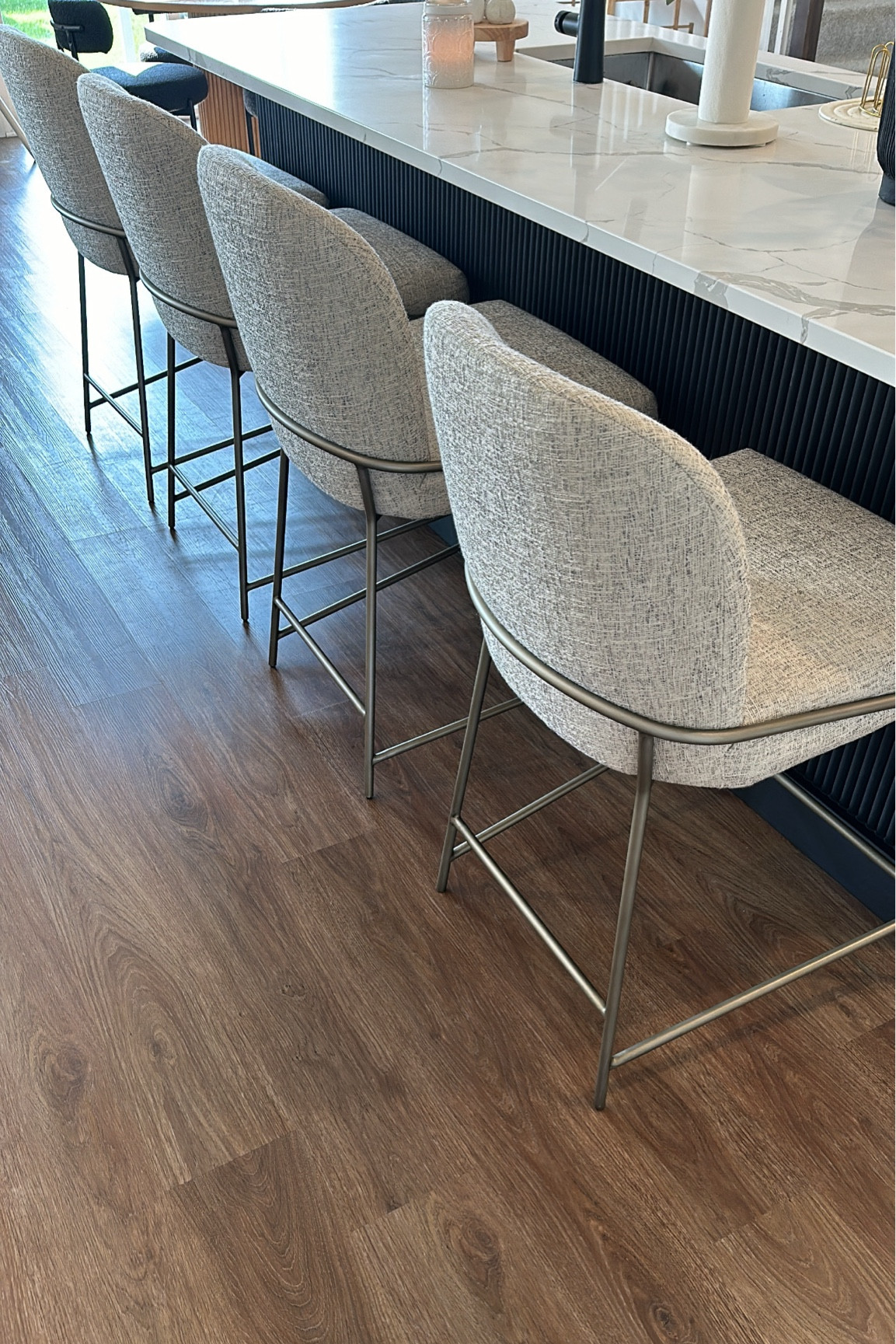 Kitchen barstools
Counter stools
Neutral home decor
My home finds
They are SO comfy & easy to clean 


#LTKStyleTip #LTKHome