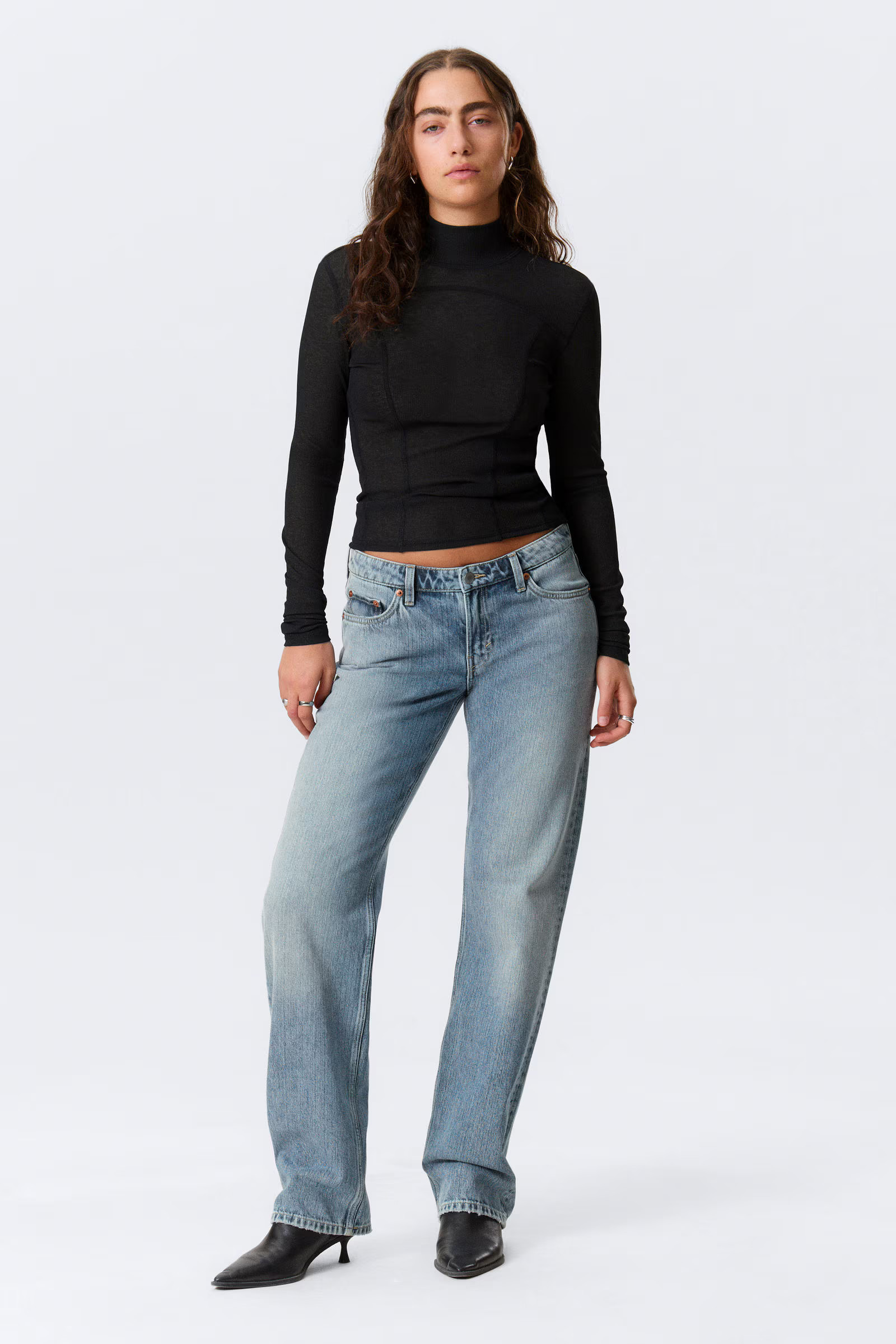 Arrow Low Rise Regular Straight Leg Jeans | Weekday