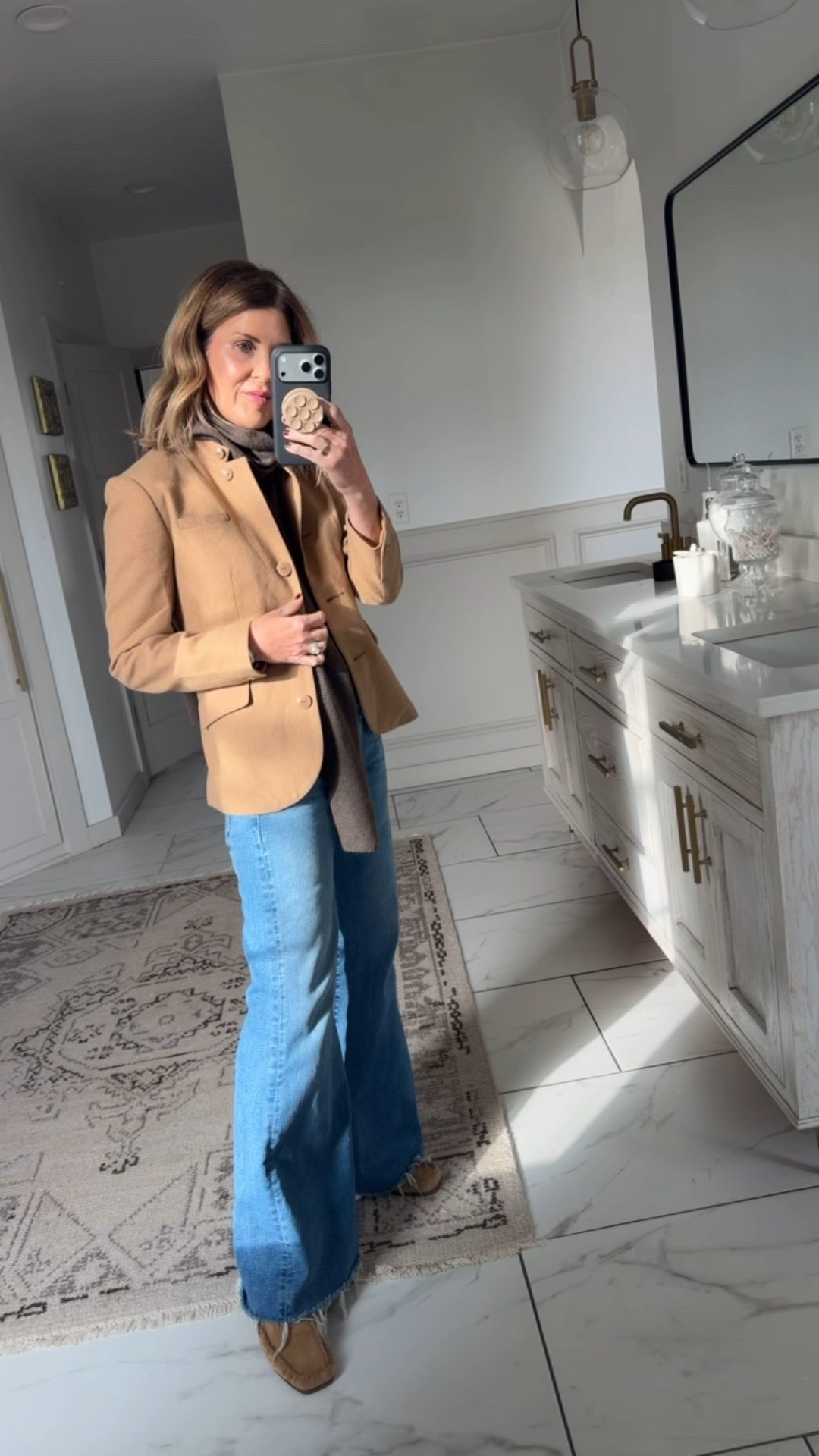 Wearing a small in the stand collar blazer 

#LTKHoliday #LTKootd