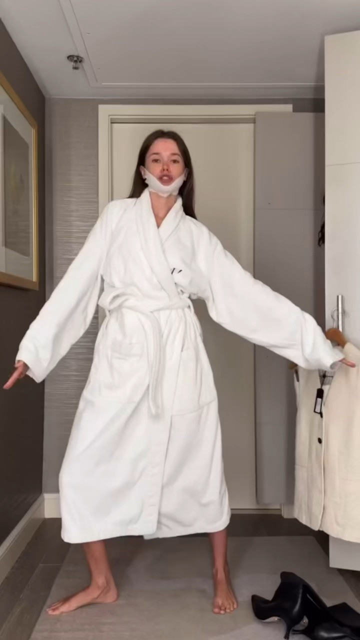 LA OOTD for a Not Alone Podcast recording with Tinx!