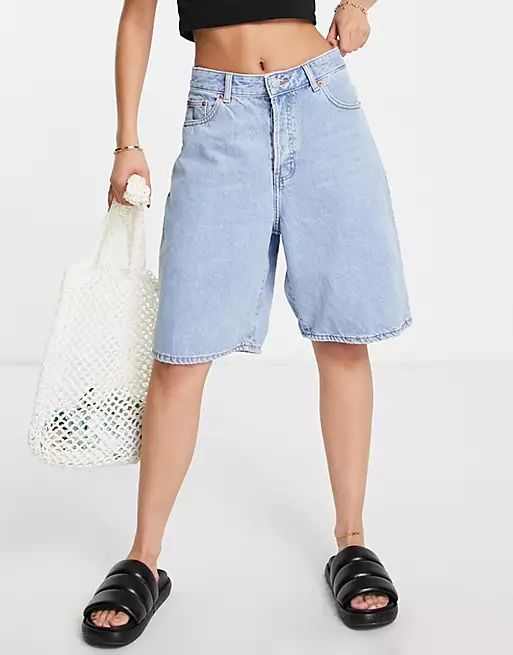 Dr Denim Bella balloon fitted shorts in light wash blue | ASOS (Global)