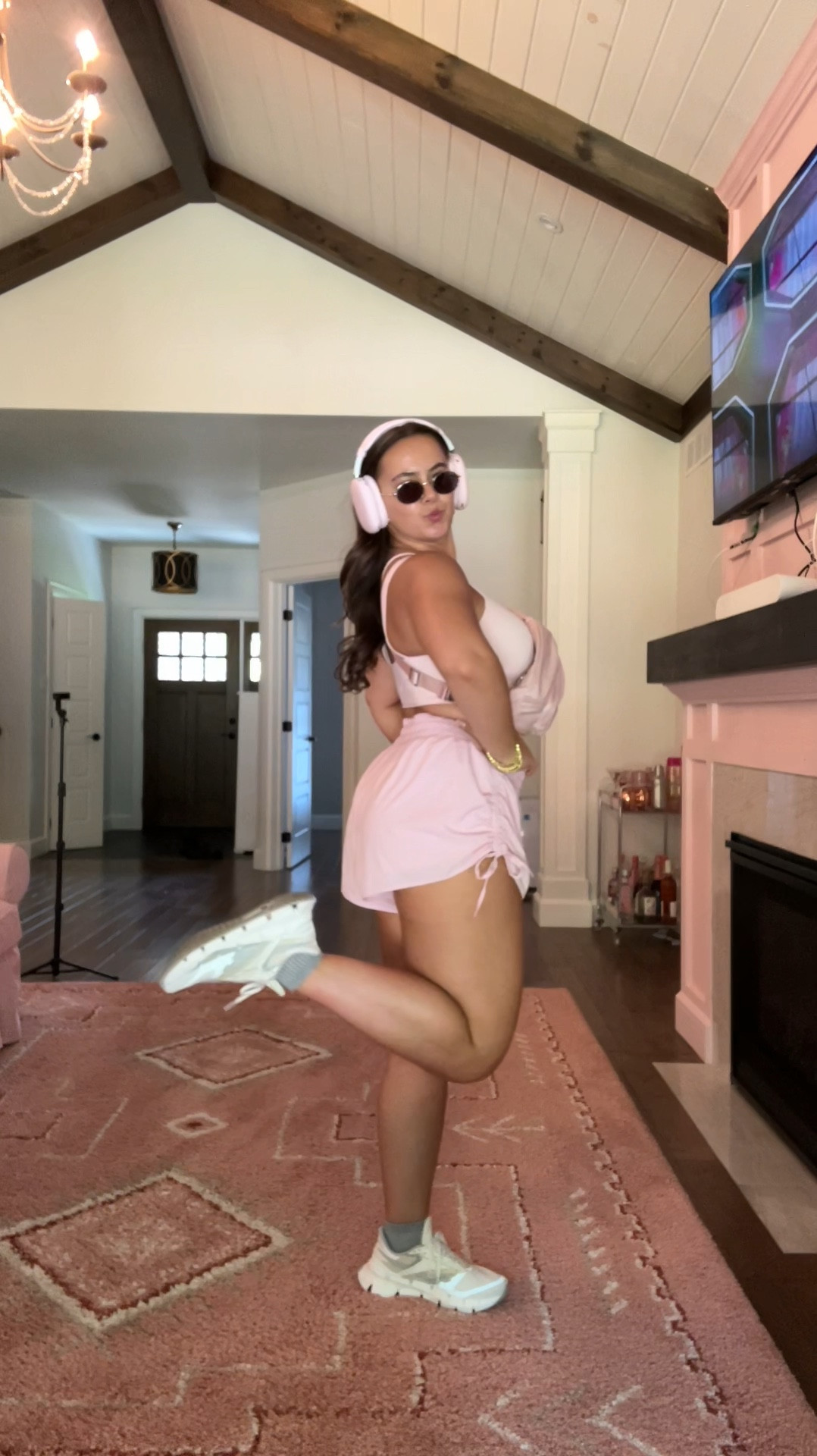 all pink hot girl walk outfit 🎀 

#LTKFitness #LTKBacktoSchool #LTKItBag