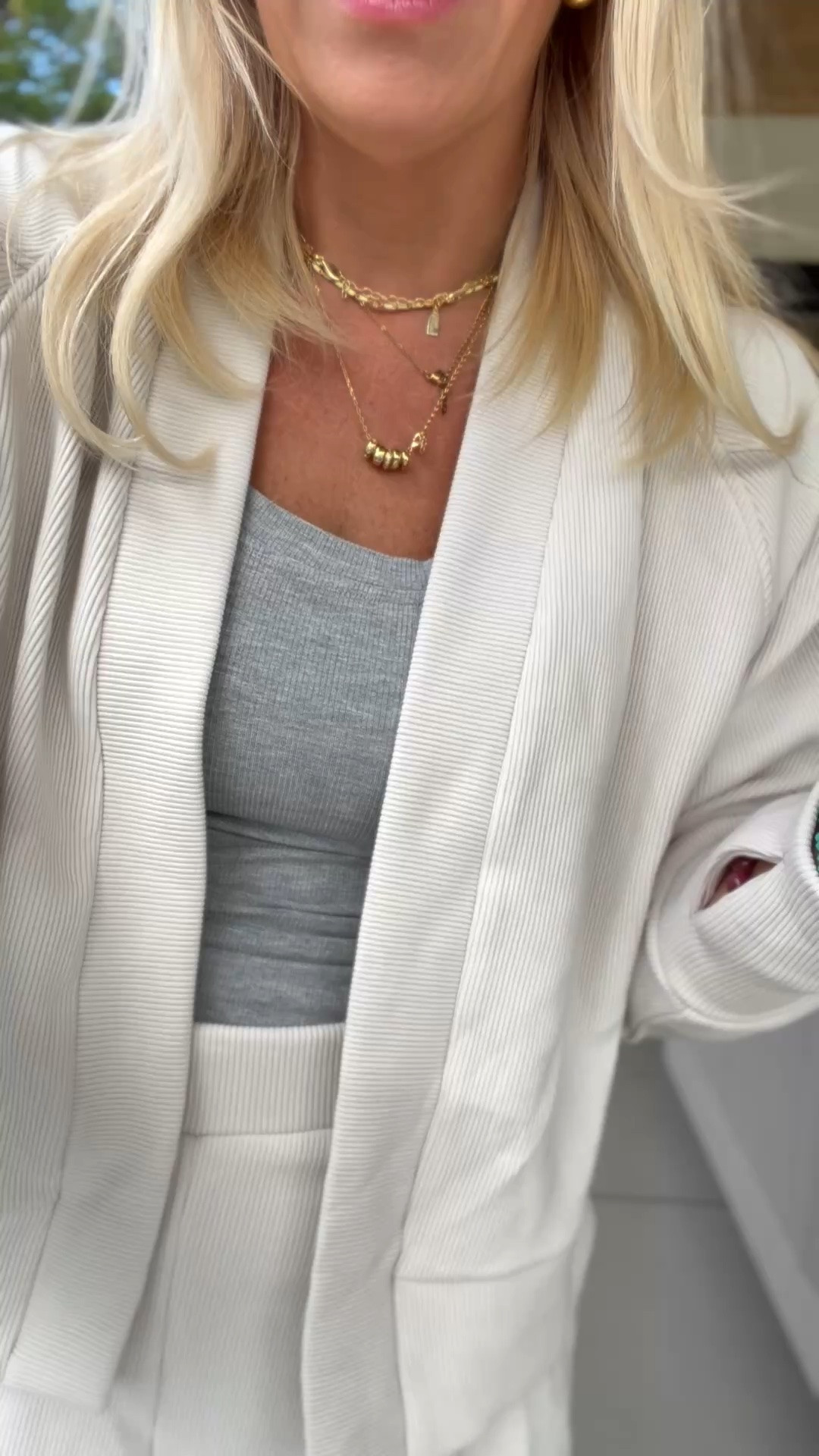 Size medium in both! Love this cardigan version as well!